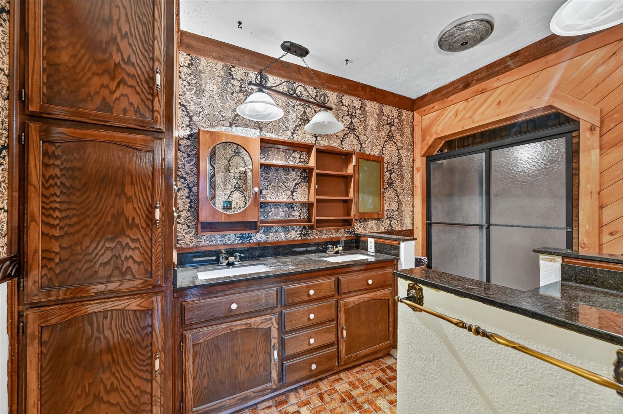 6709 County Road 527
