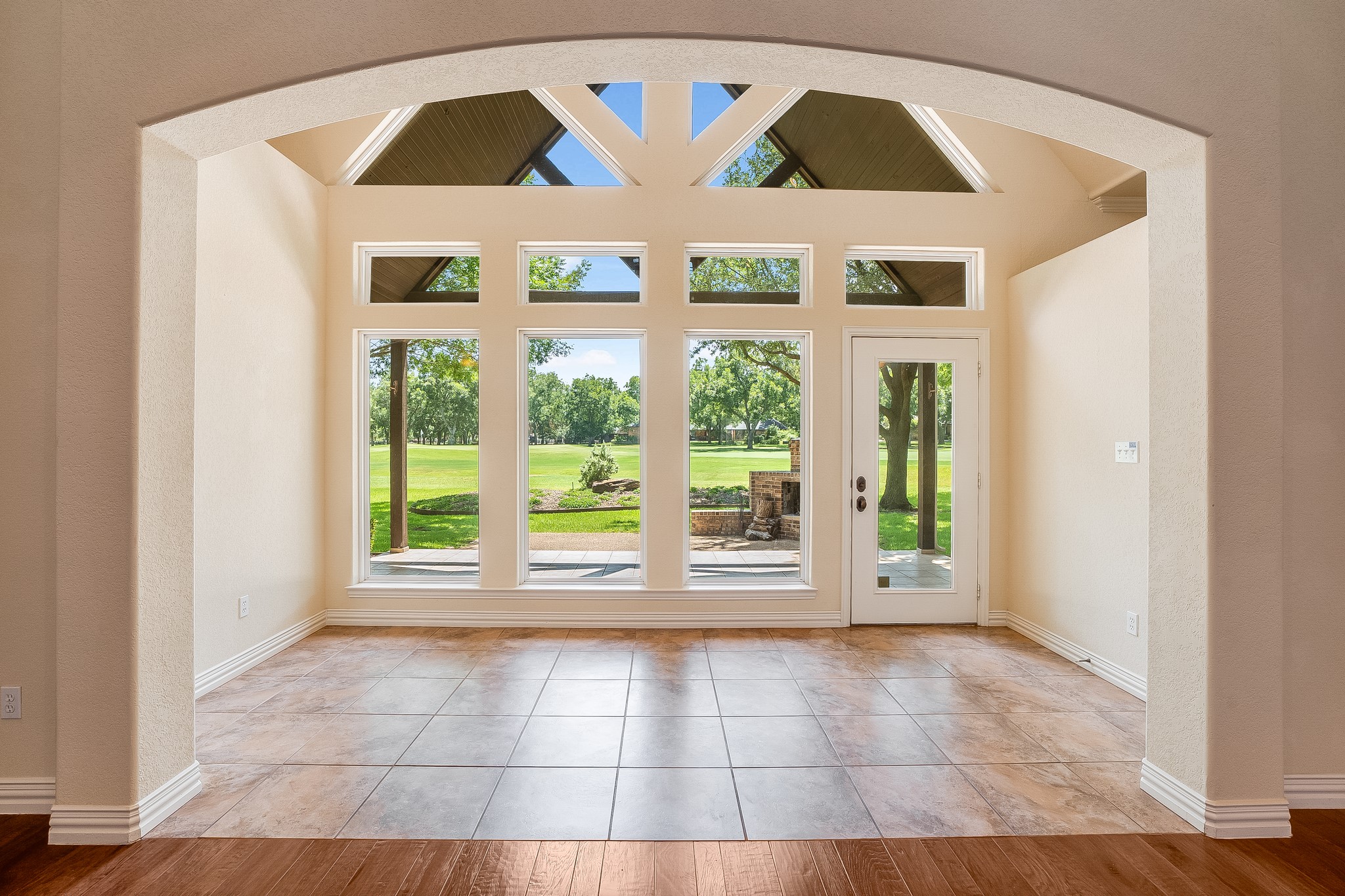 5809 Nutcracker Drive