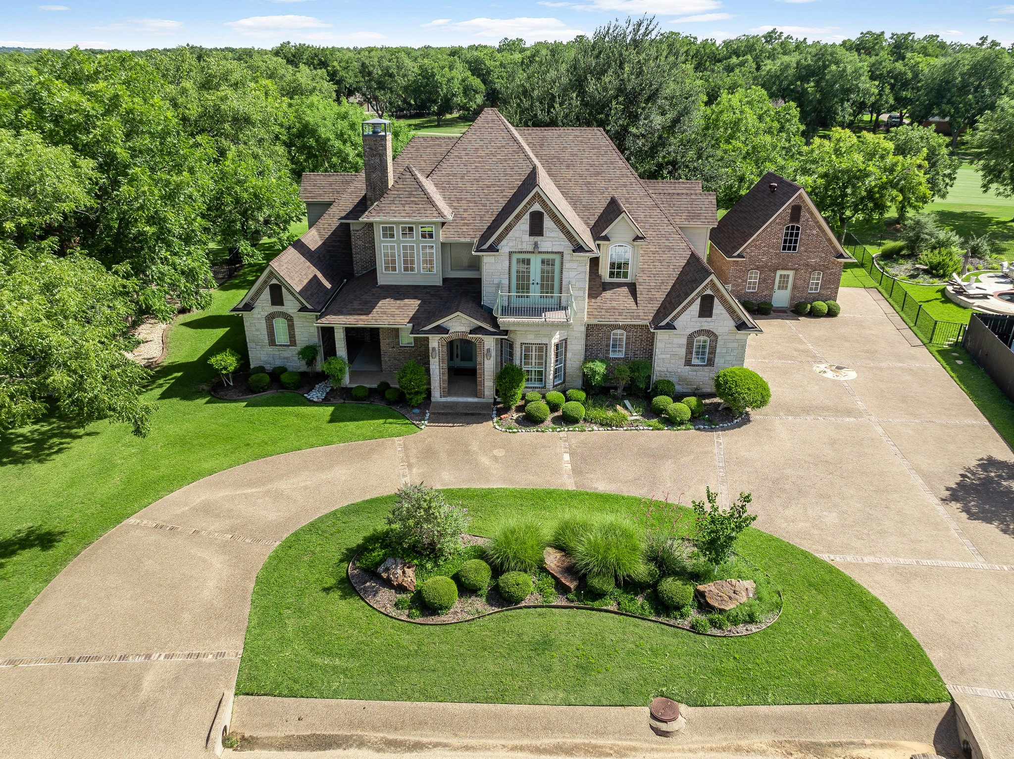 5809 Nutcracker Drive