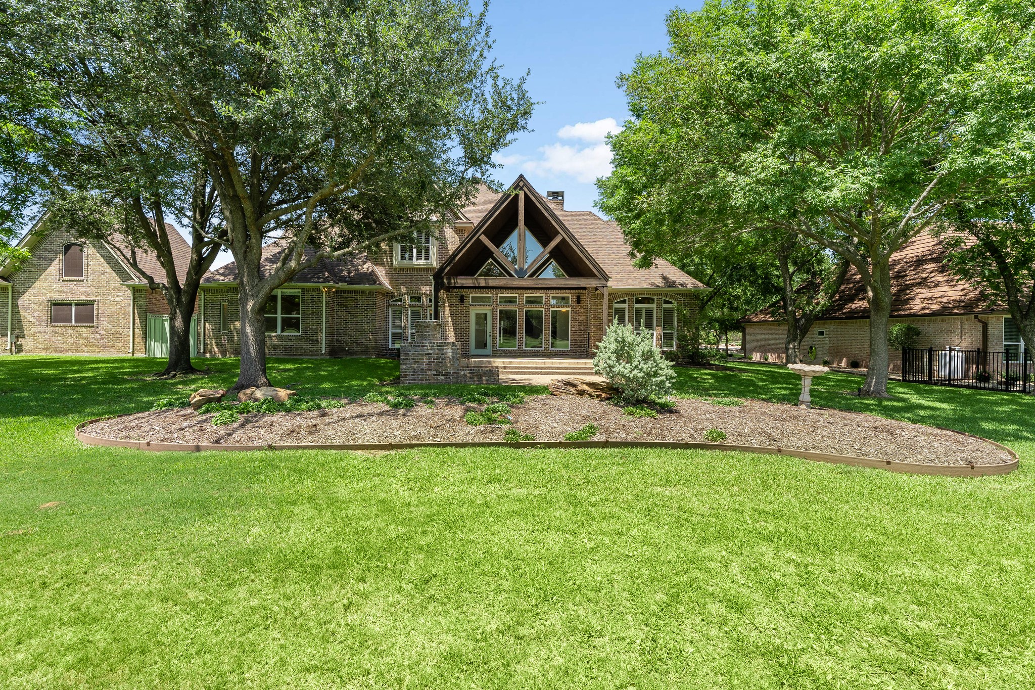 5809 Nutcracker Drive