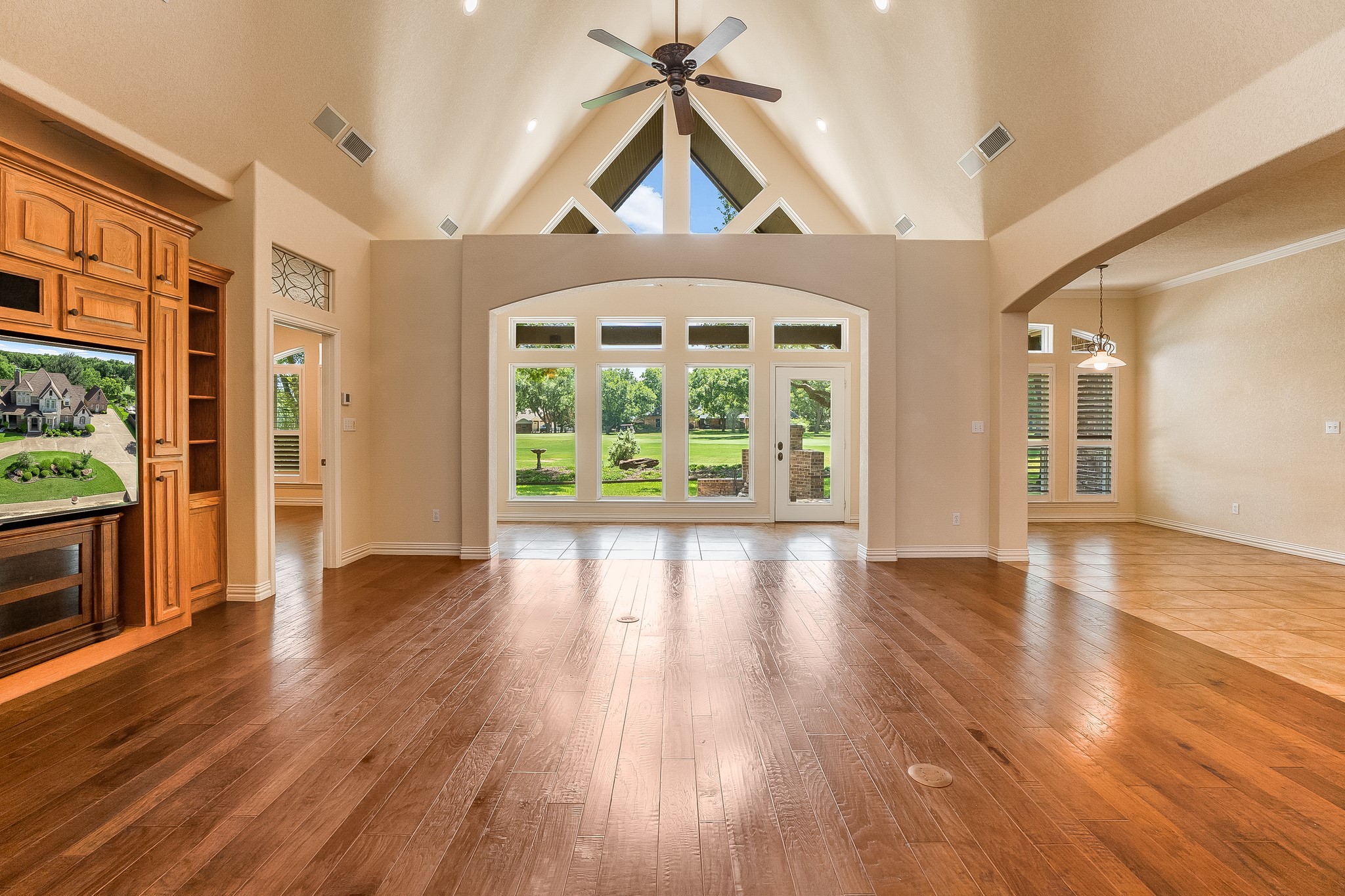 5809 Nutcracker Drive