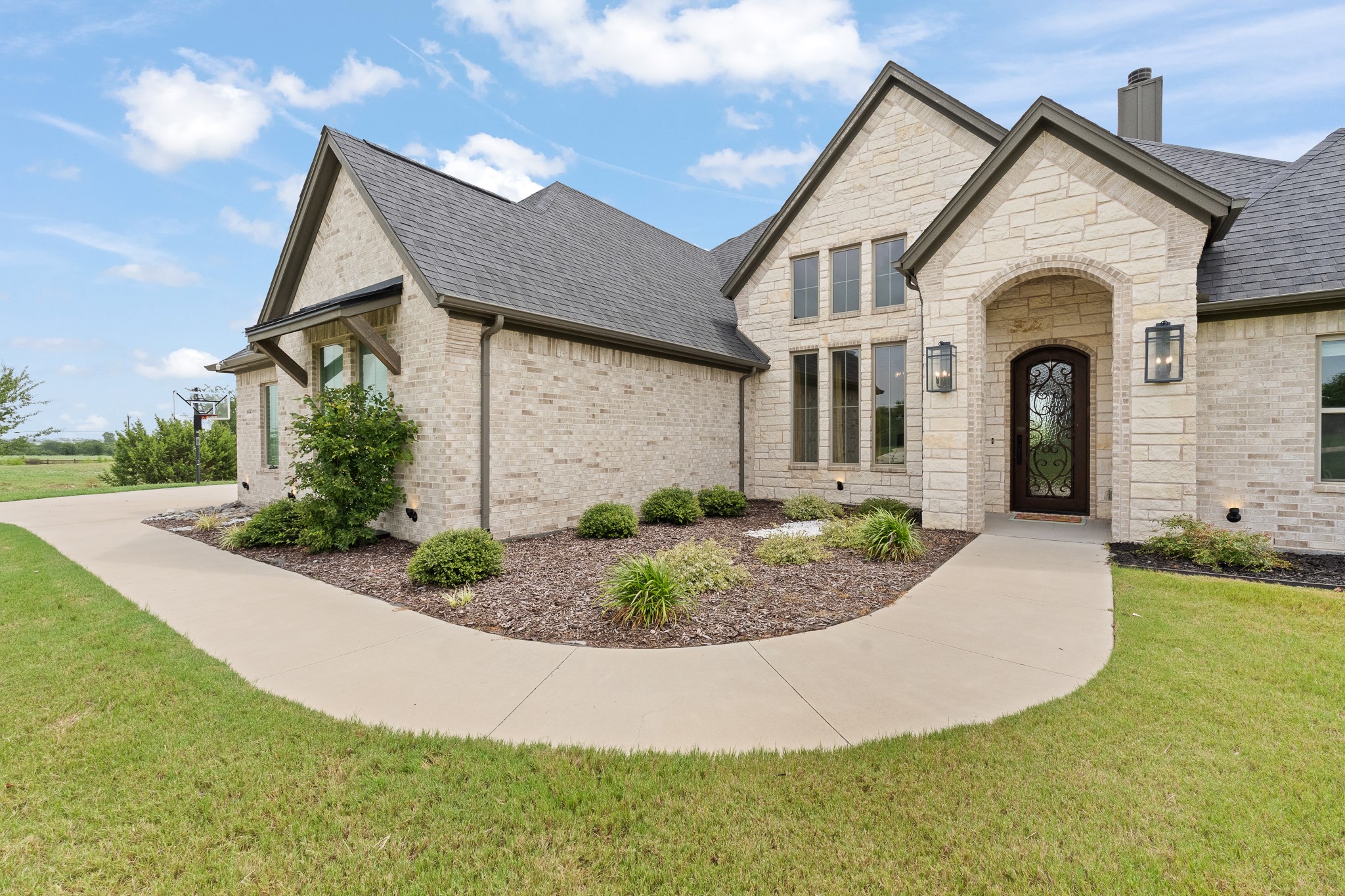 6048 Bella Terra Lane