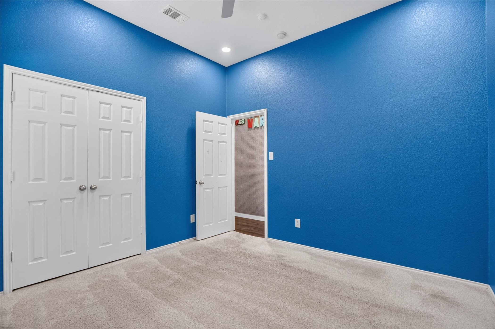 817 Peach Lane
