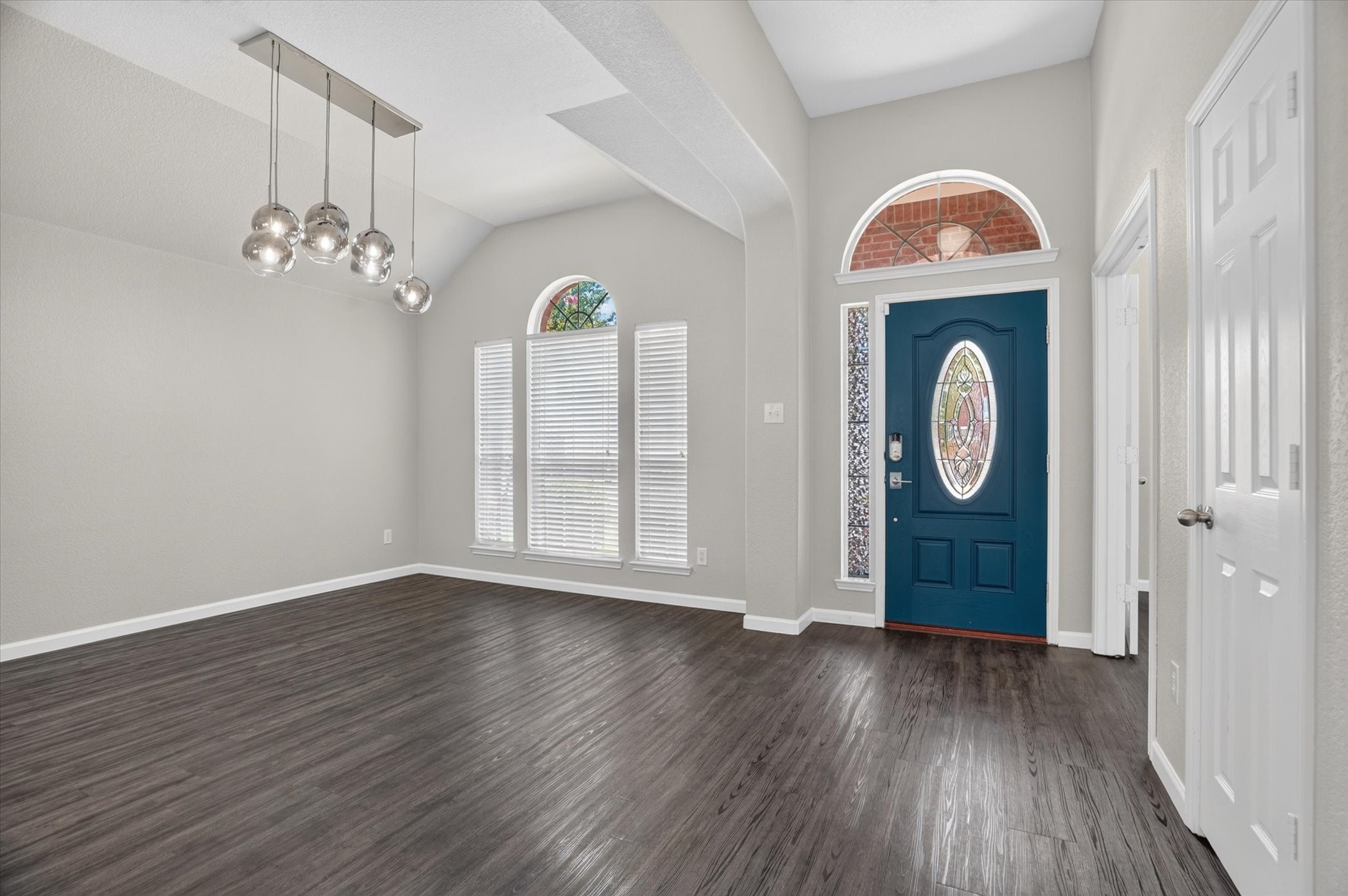 817 Peach Lane