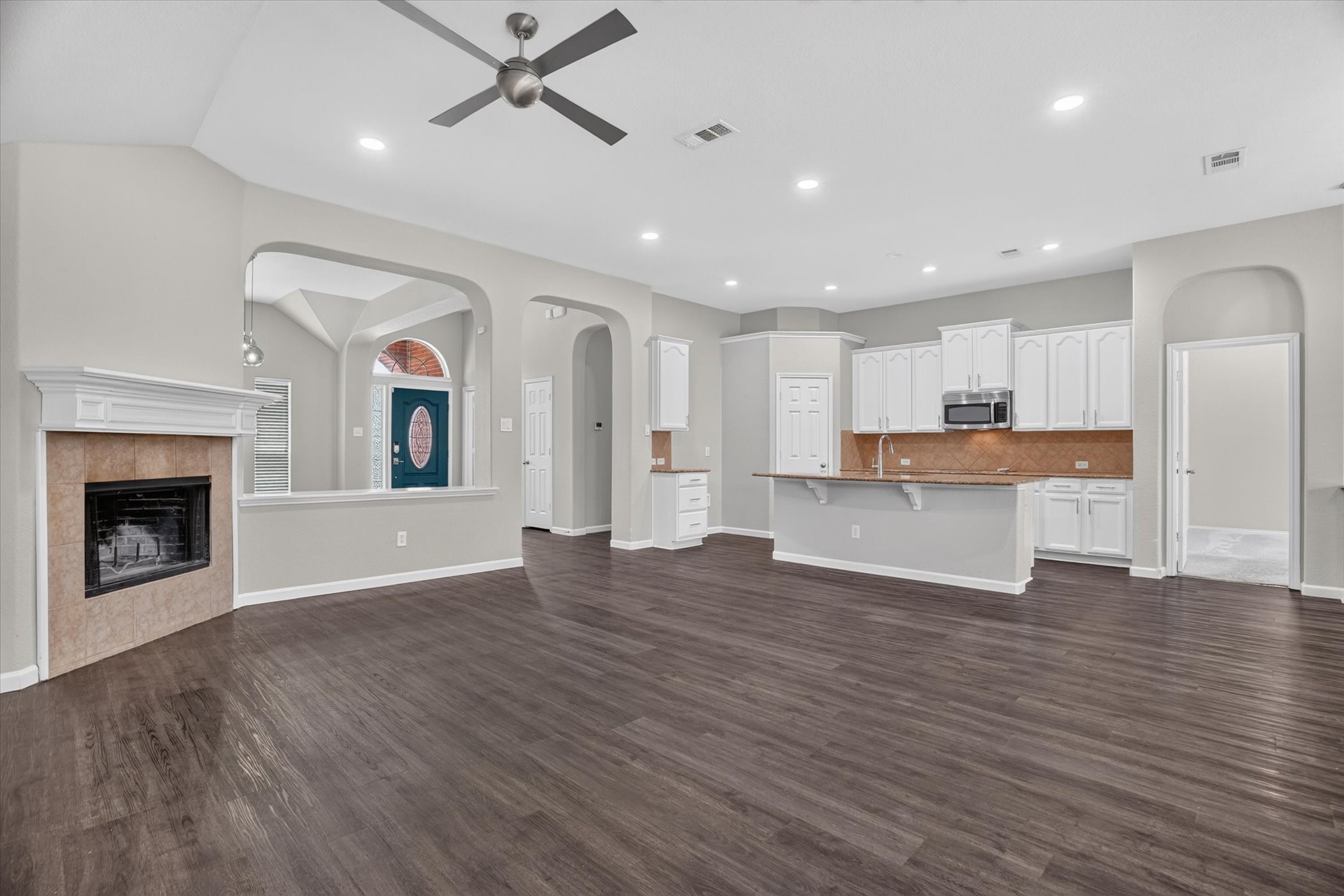817 Peach Lane