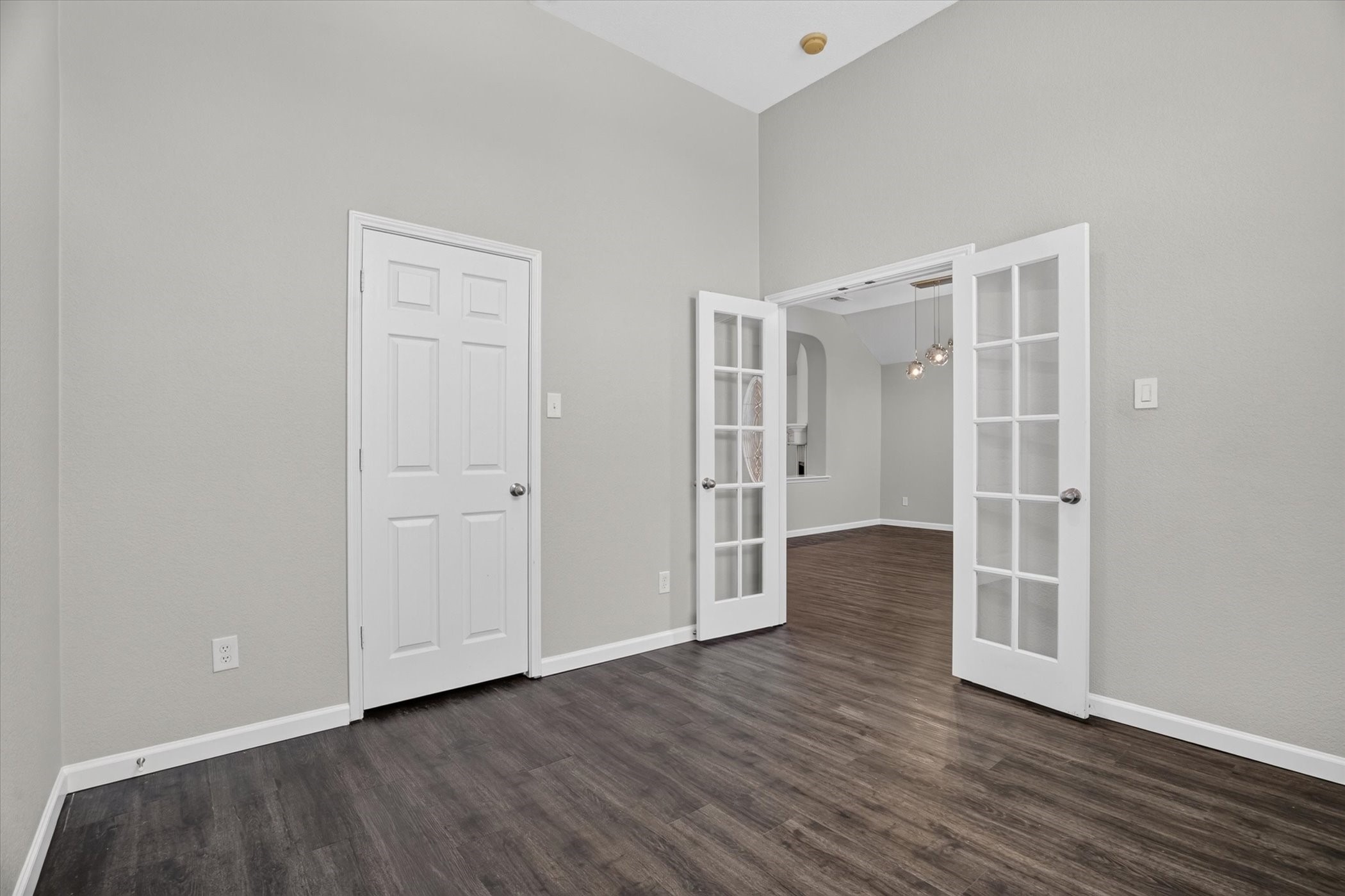 817 Peach Lane
