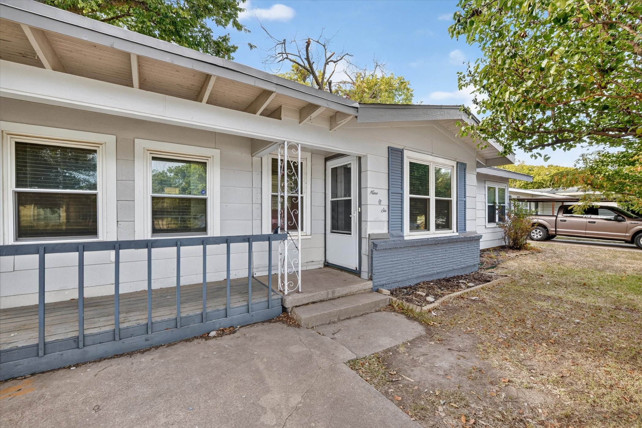 906 Euclid Street