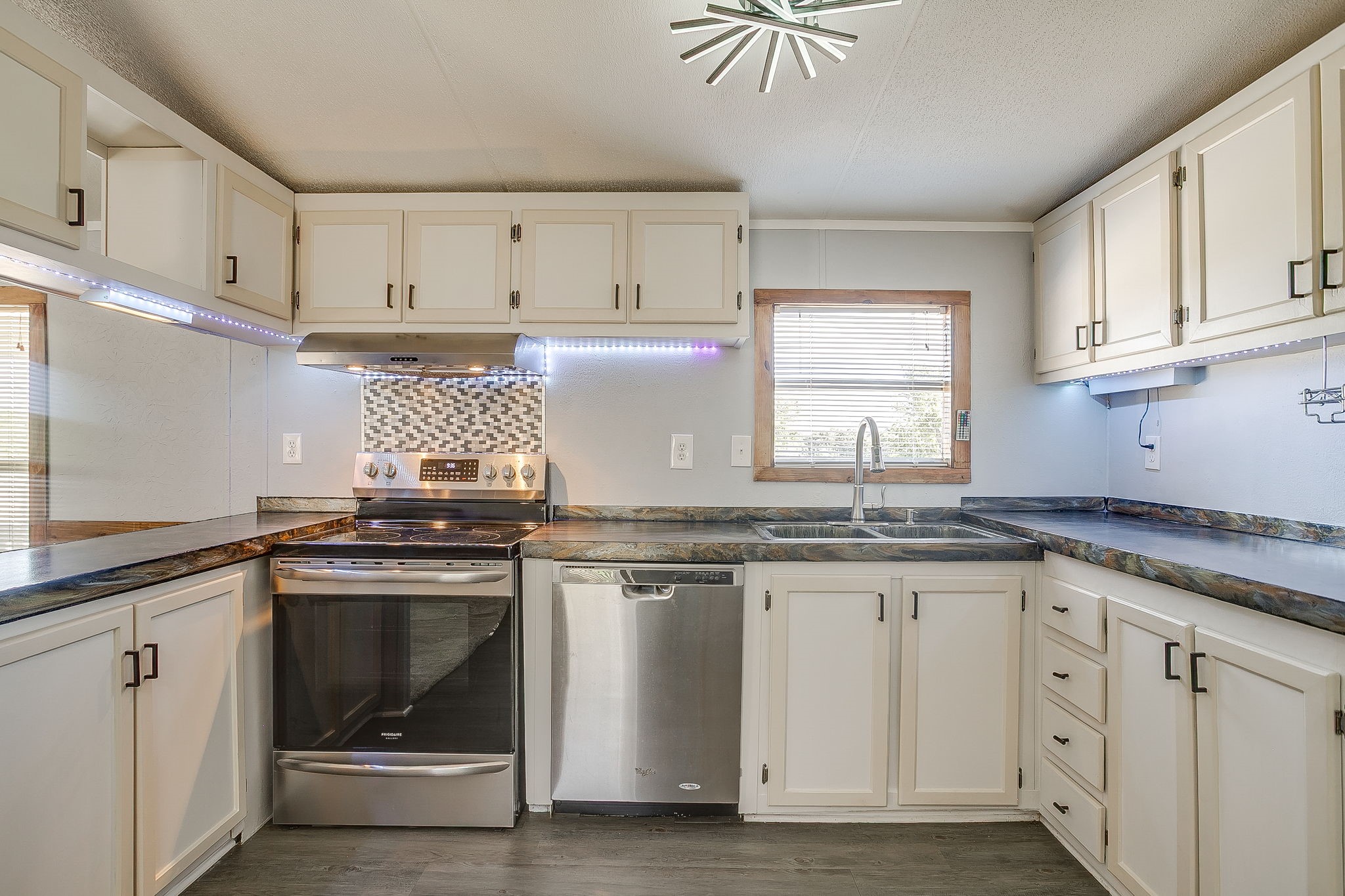 173 Briar Oaks Drive