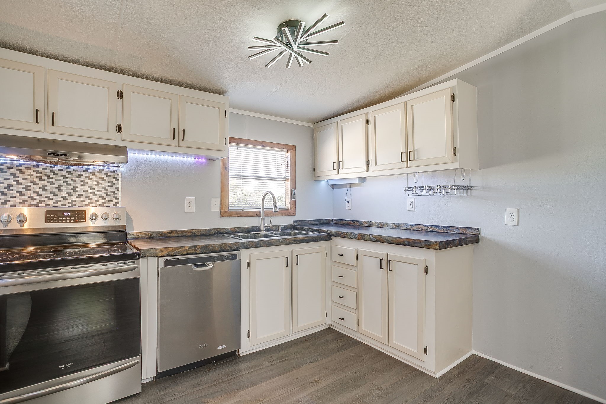 173 Briar Oaks Drive