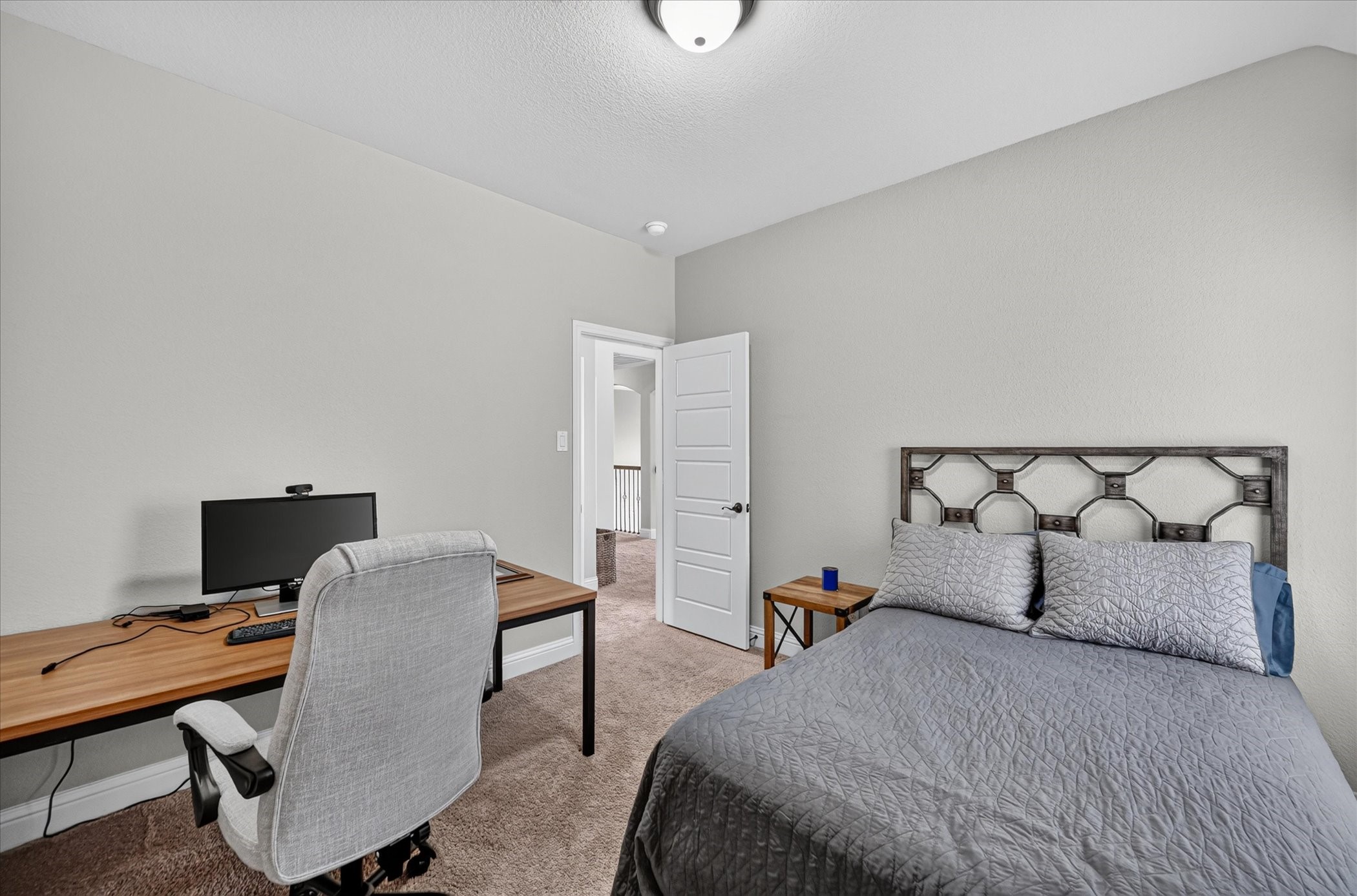 1025 Claystone Ridge