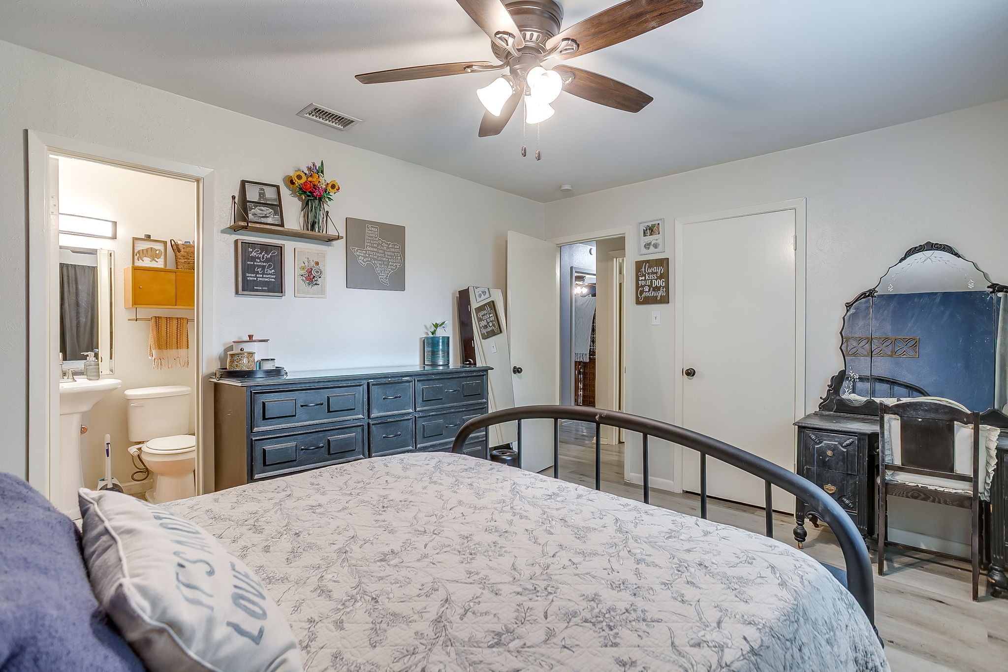 1033 Angela Court