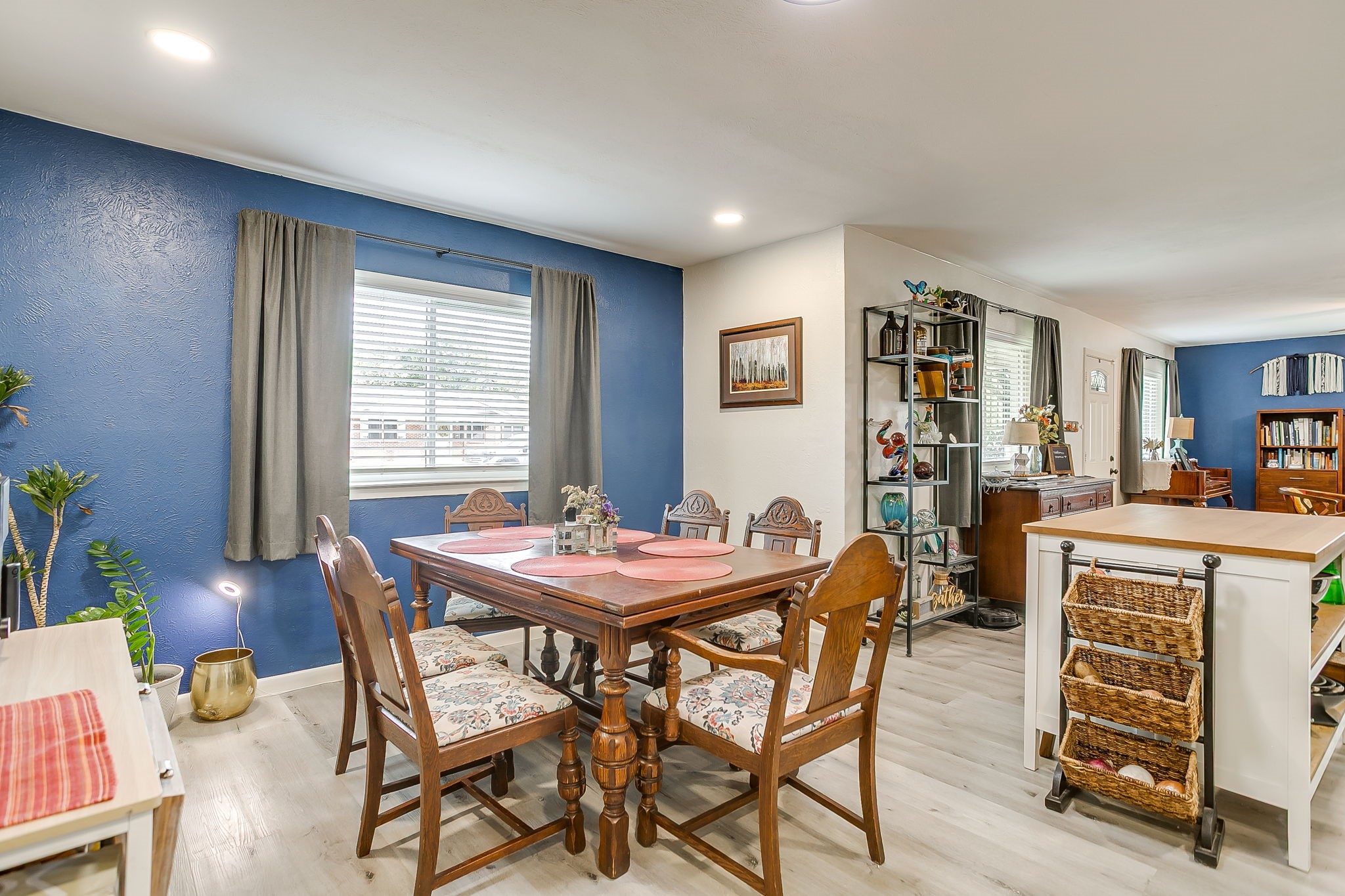 1033 Angela Court