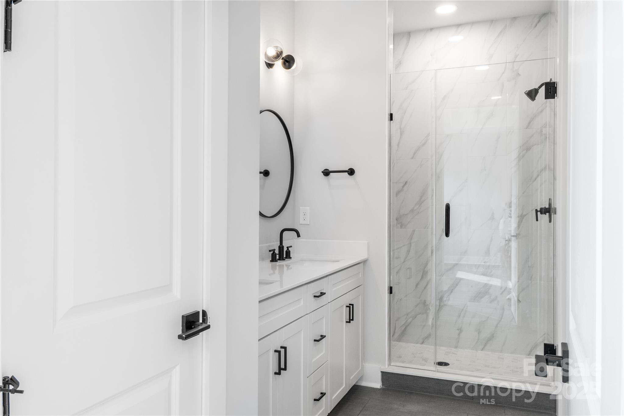 115 chapel crossing Lane Unit: 2