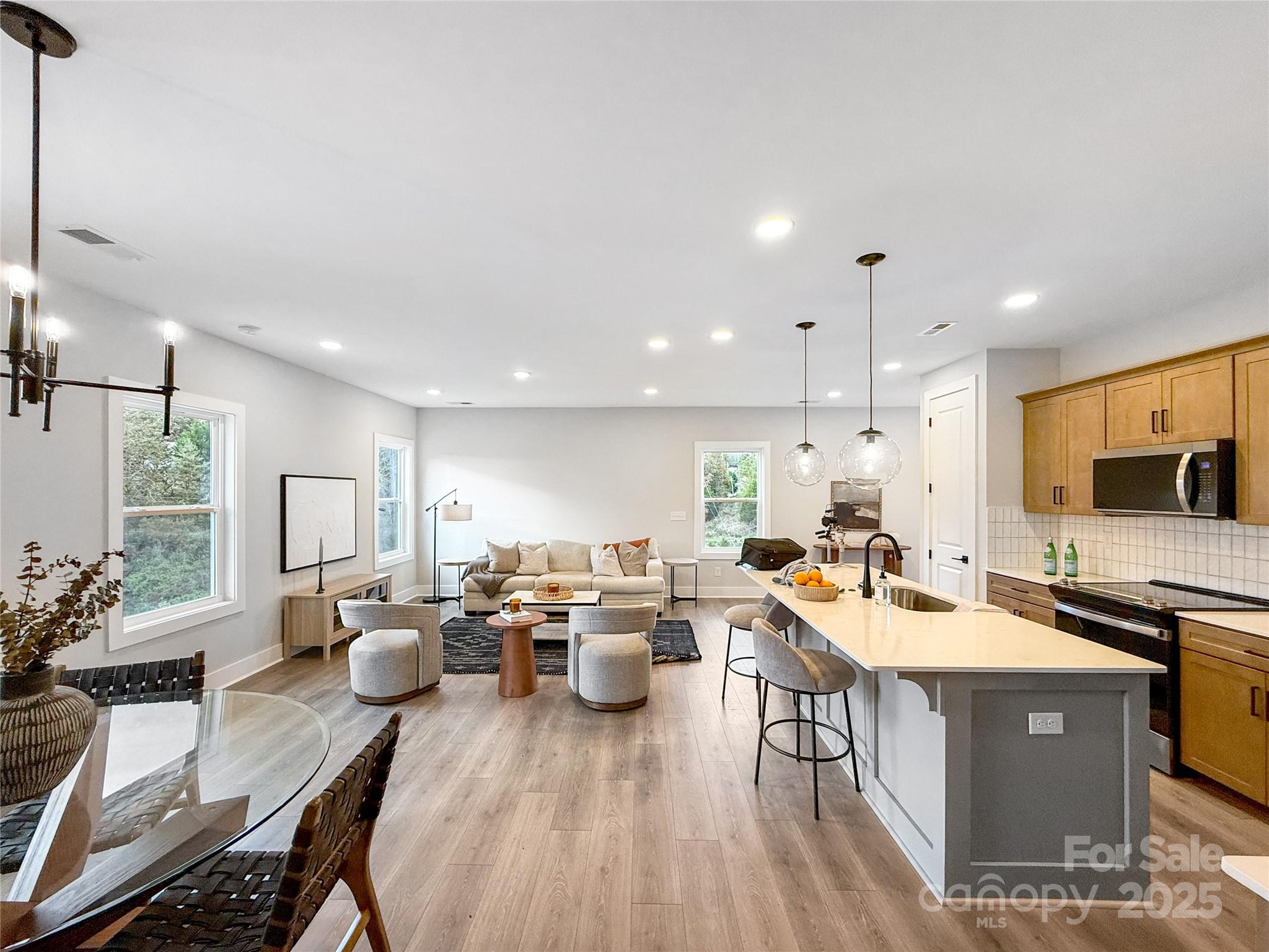 115 chapel crossing Lane Unit: 2