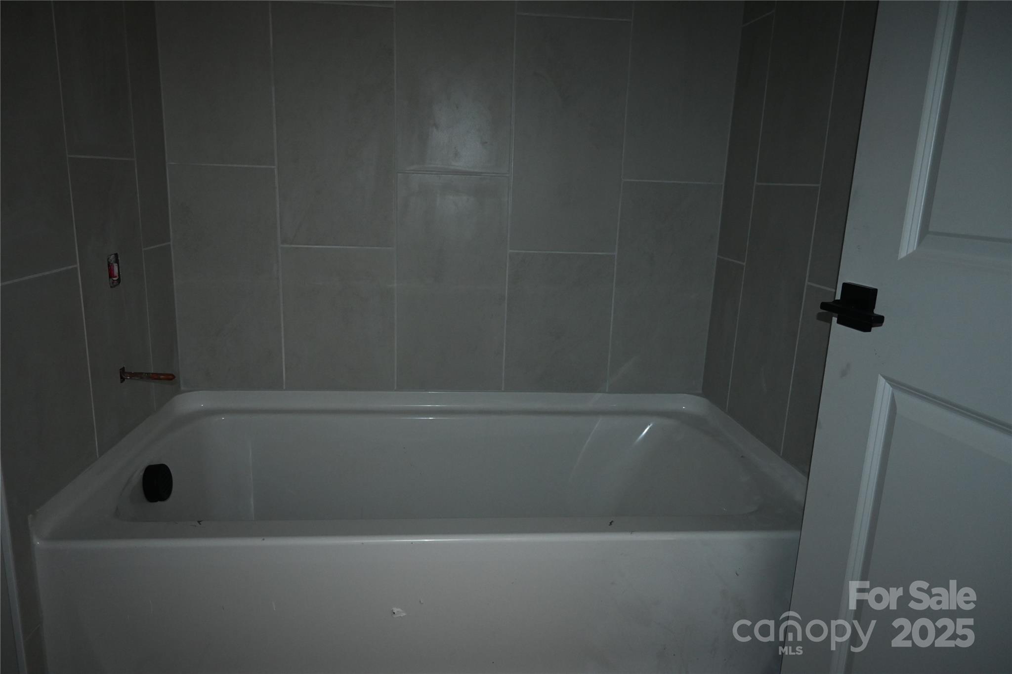 115 chapel crossing Lane Unit: 2