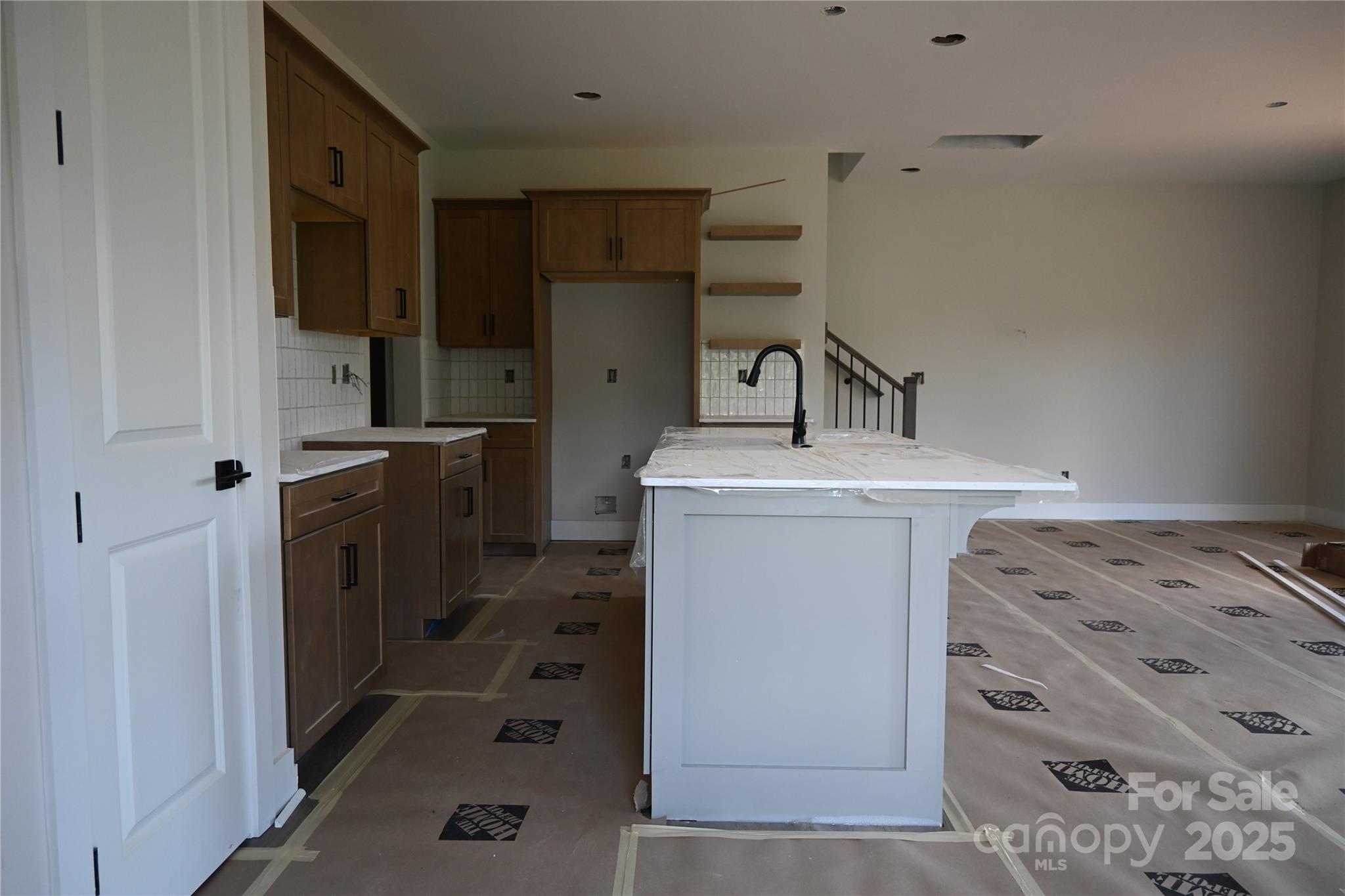 115 chapel crossing Lane Unit: 2