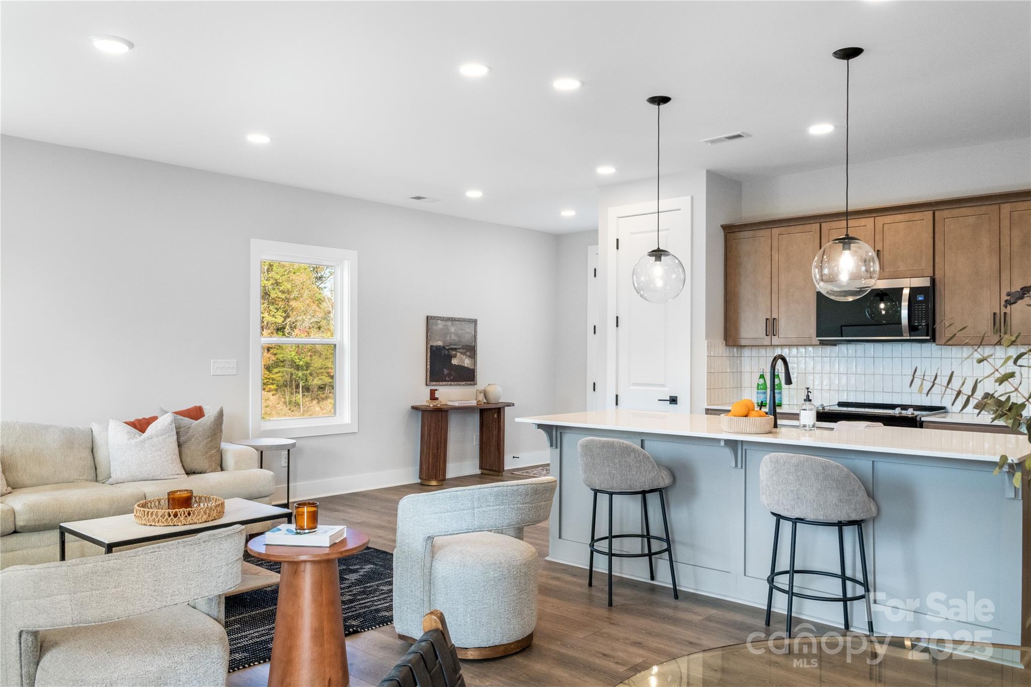 115 chapel crossing Lane Unit: 2