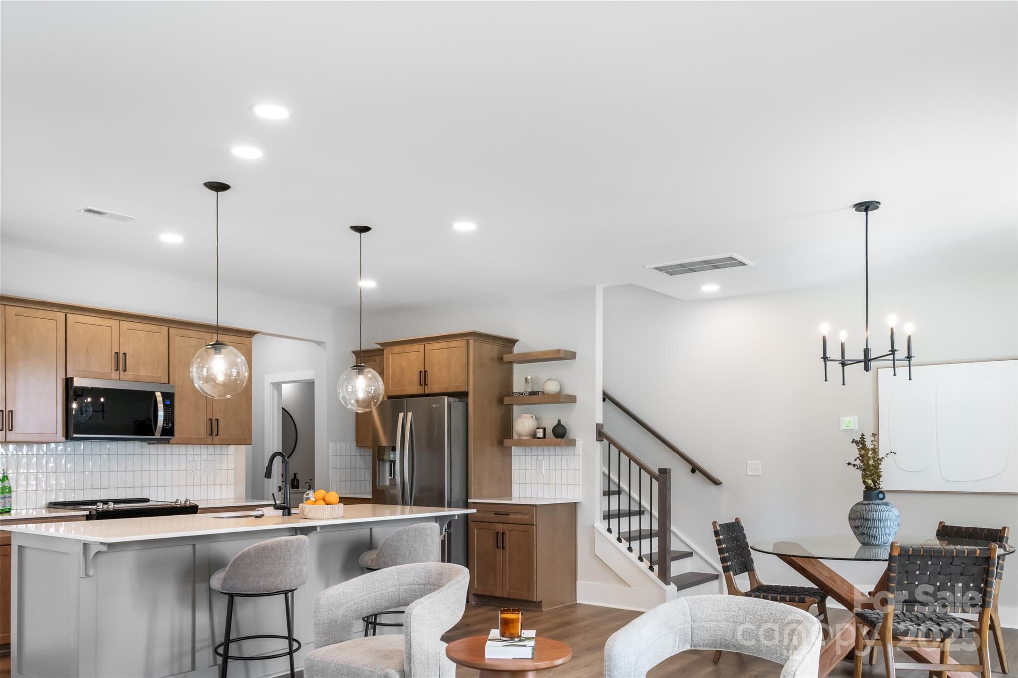 115 chapel crossing Lane Unit: 2