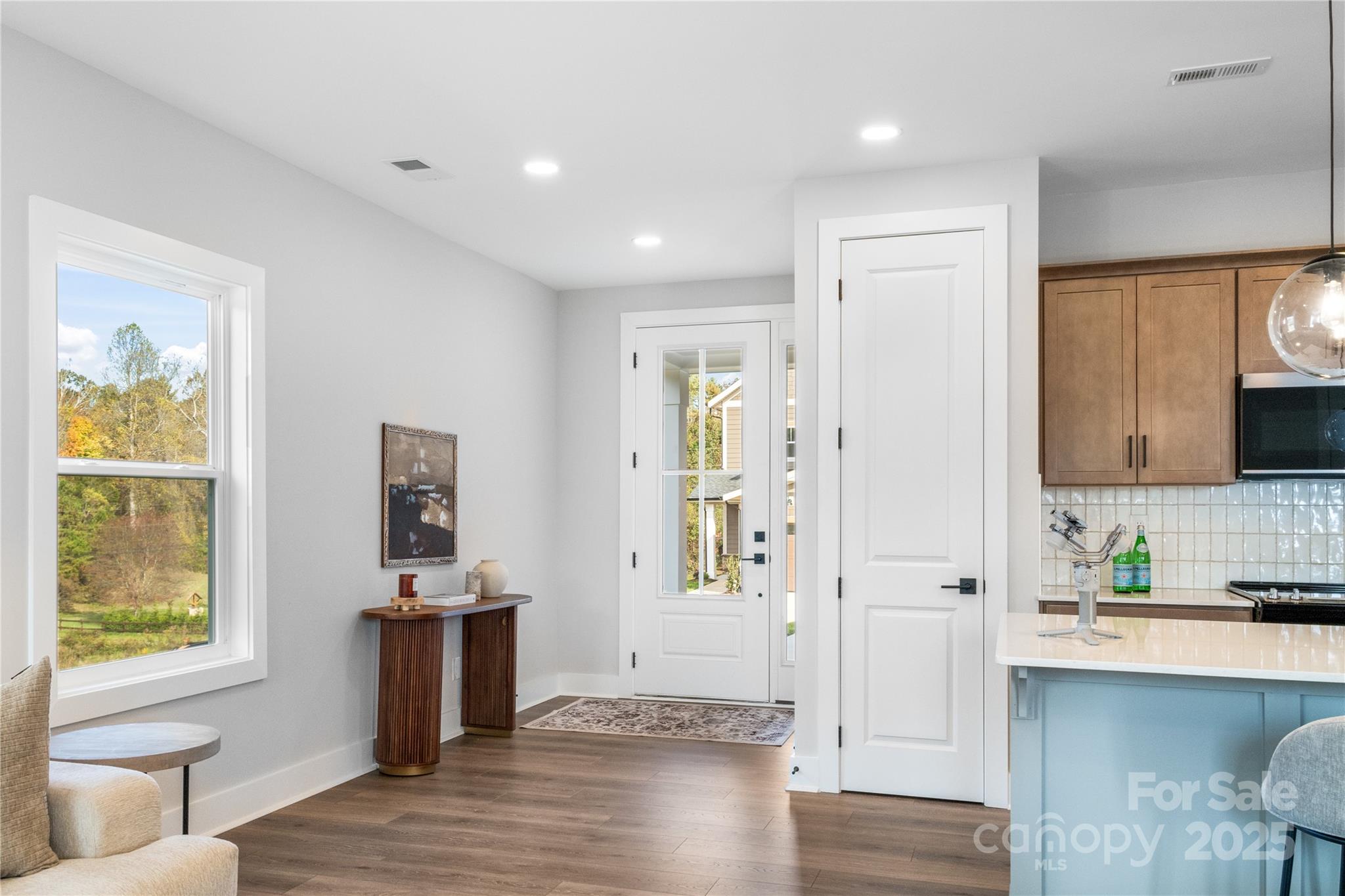 115 chapel crossing Lane Unit: 2