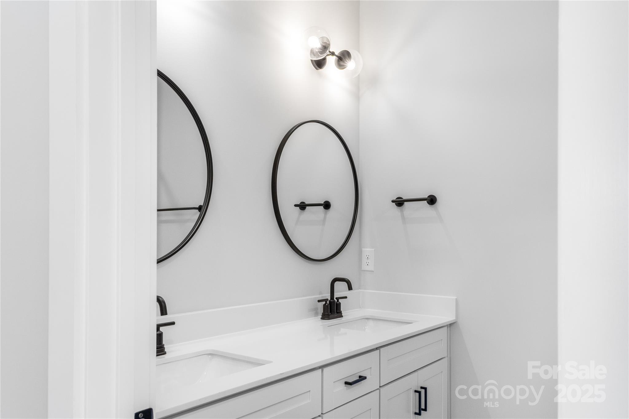 115 chapel crossing Lane Unit: 2