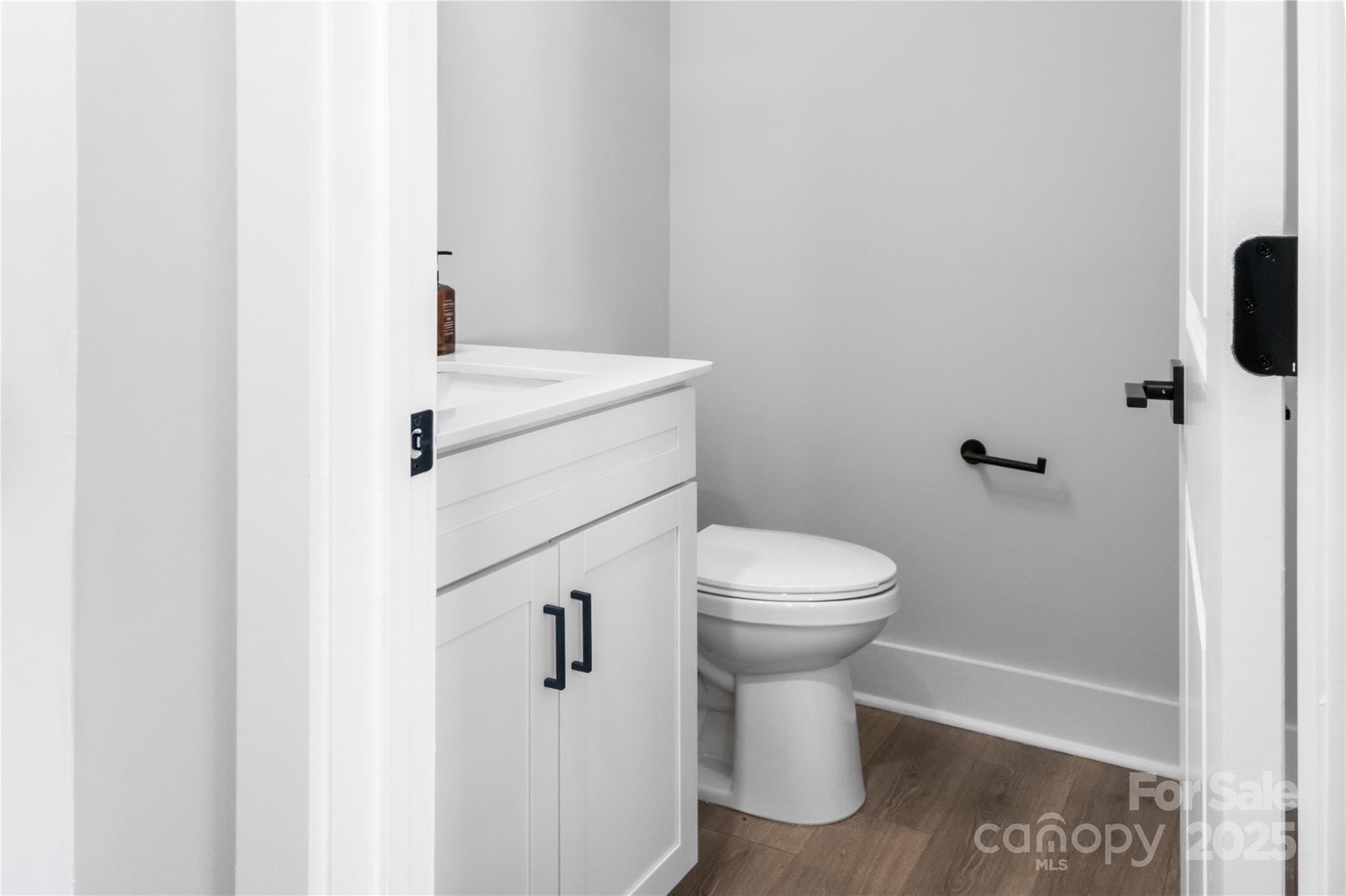 115 chapel crossing Lane Unit: 2