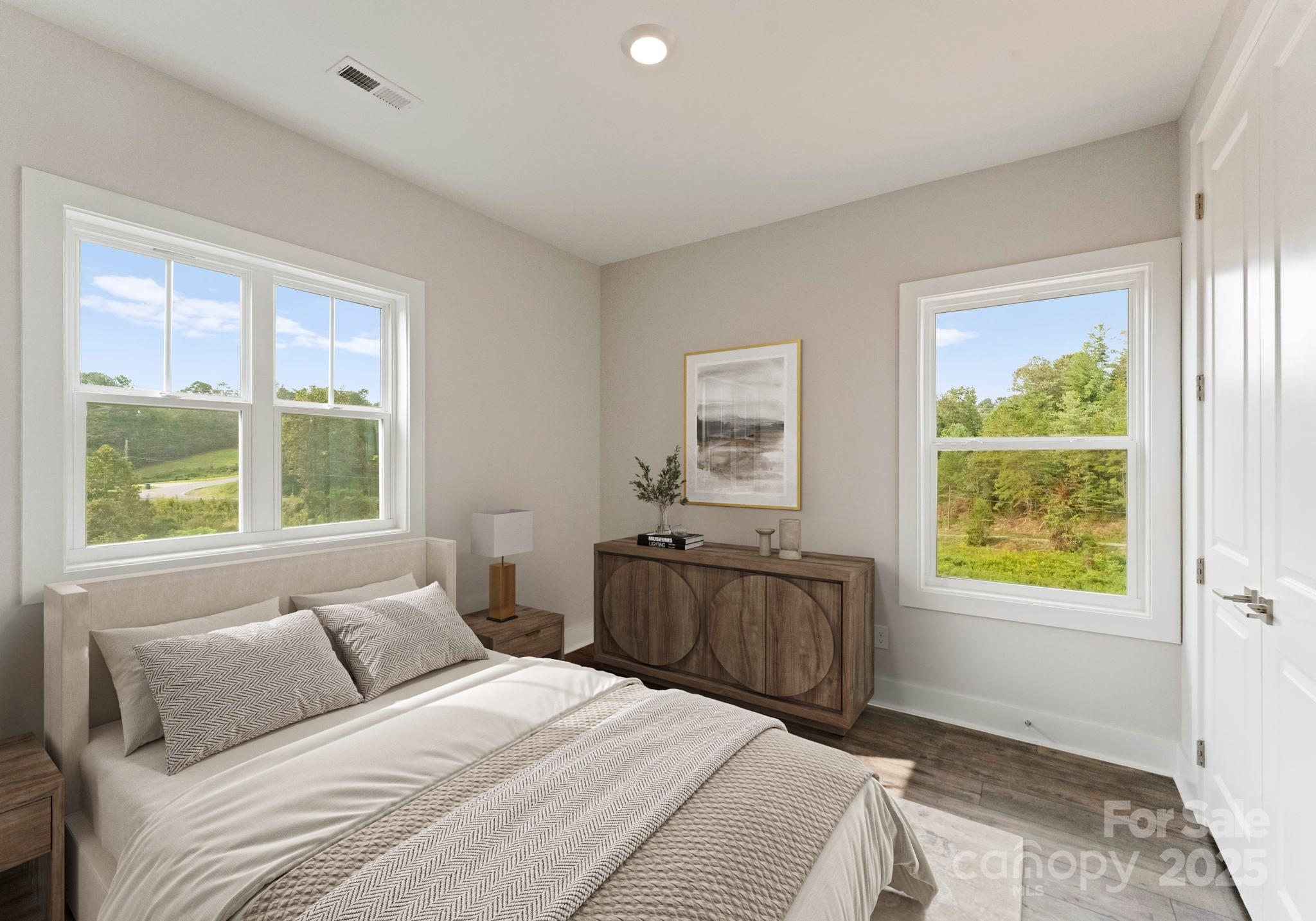 114 chapel crossing Lane Unit: 12