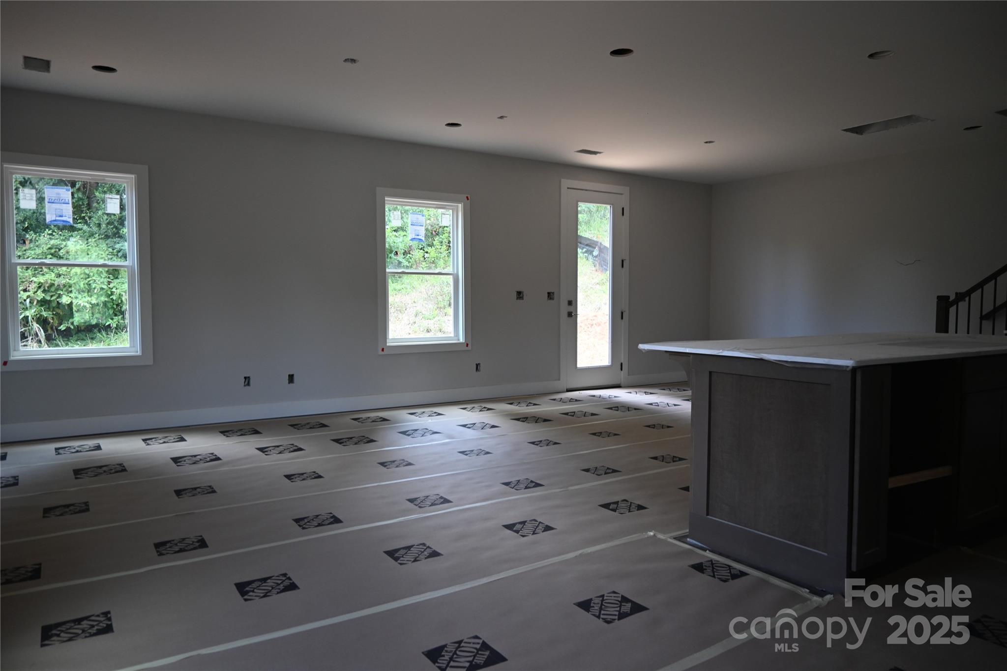 114 chapel crossing Lane Unit: 12