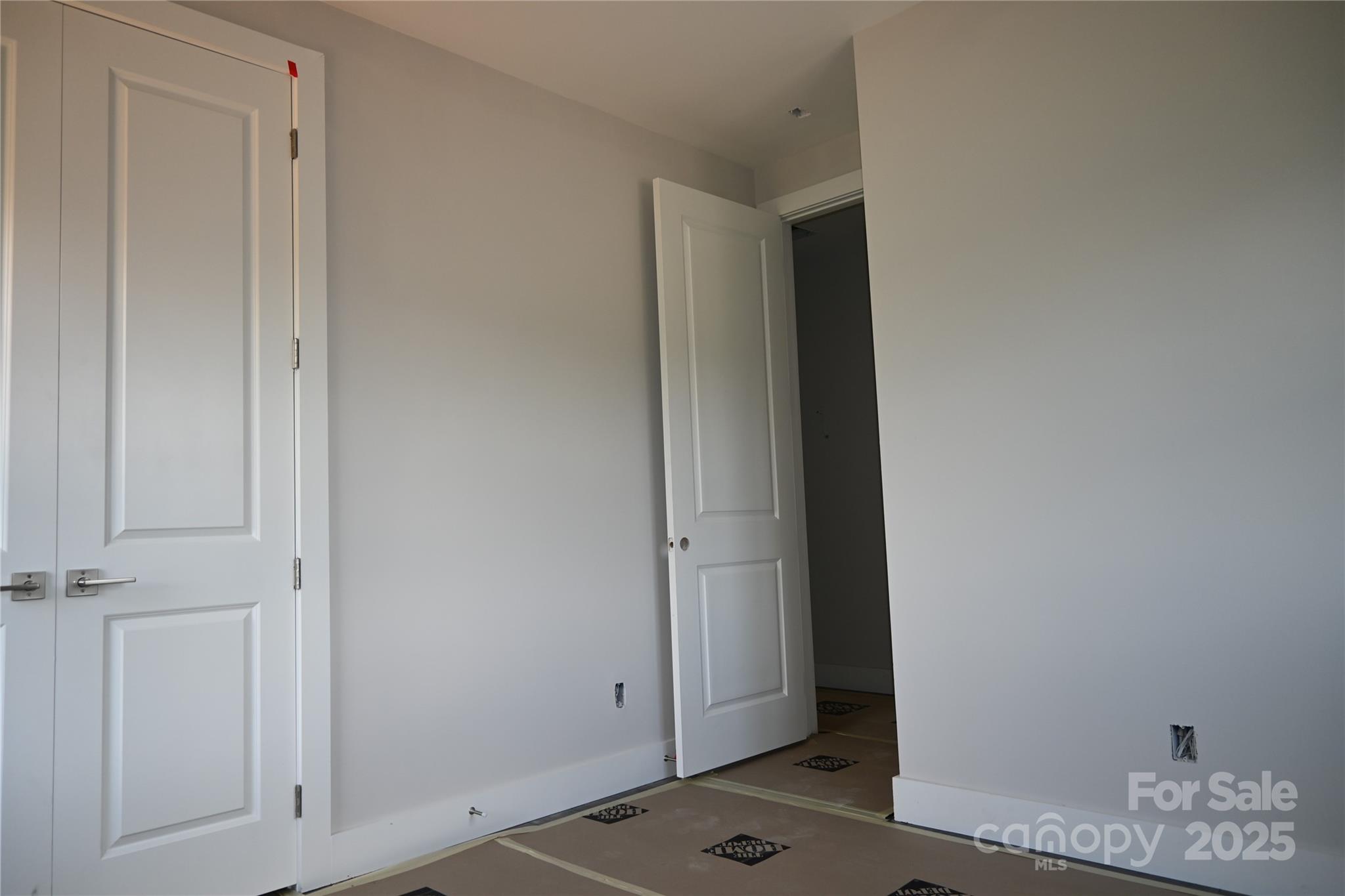 114 chapel crossing Lane Unit: 12