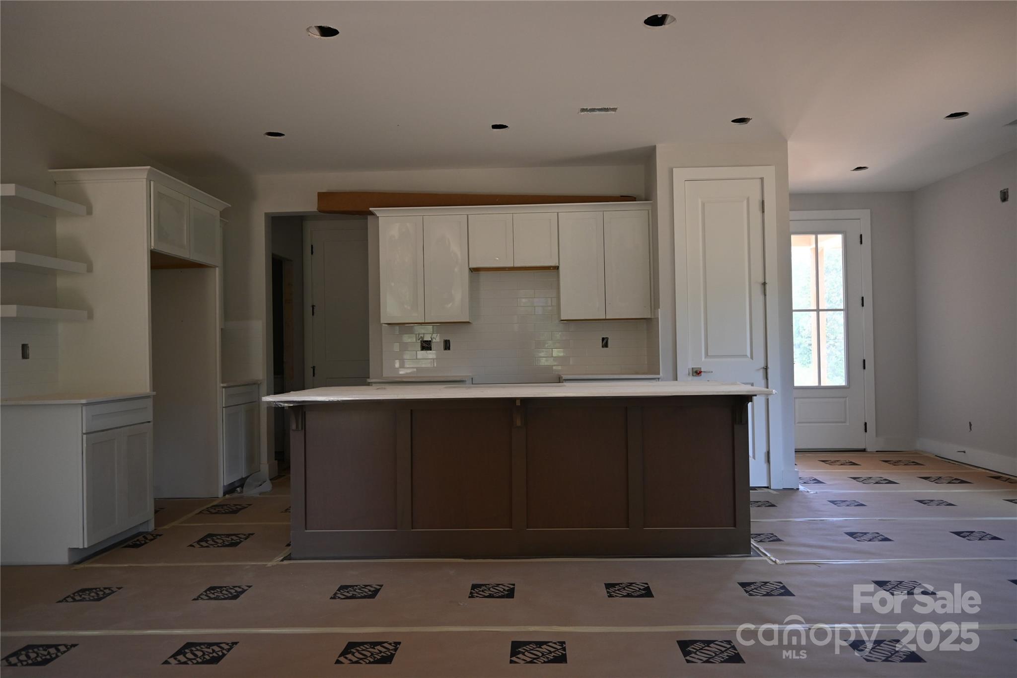 114 chapel crossing Lane Unit: 12