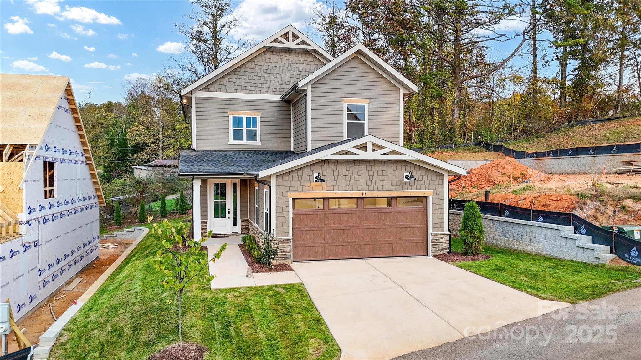 114 chapel crossing Lane Unit: 12