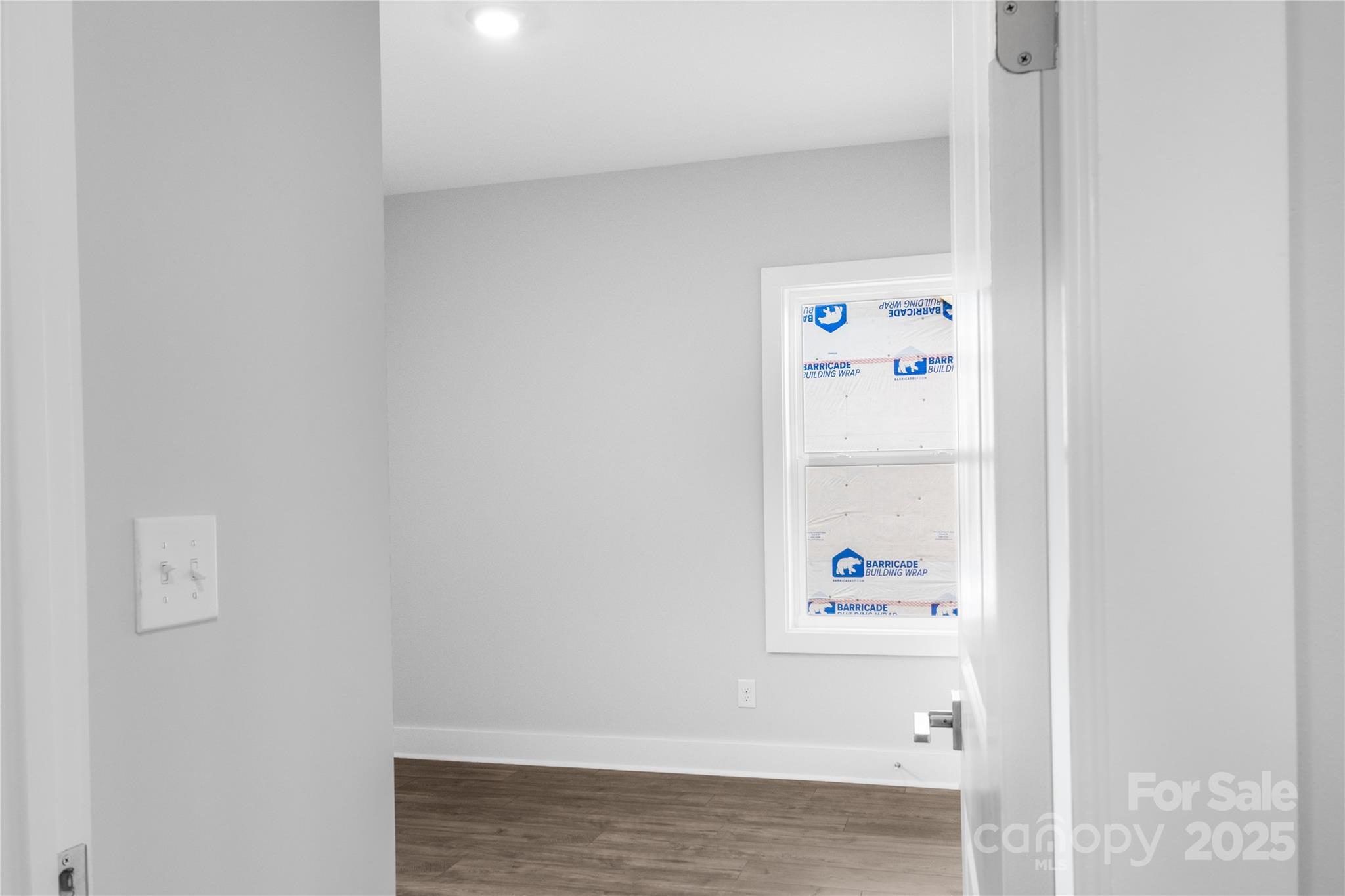 114 chapel crossing Lane Unit: 12