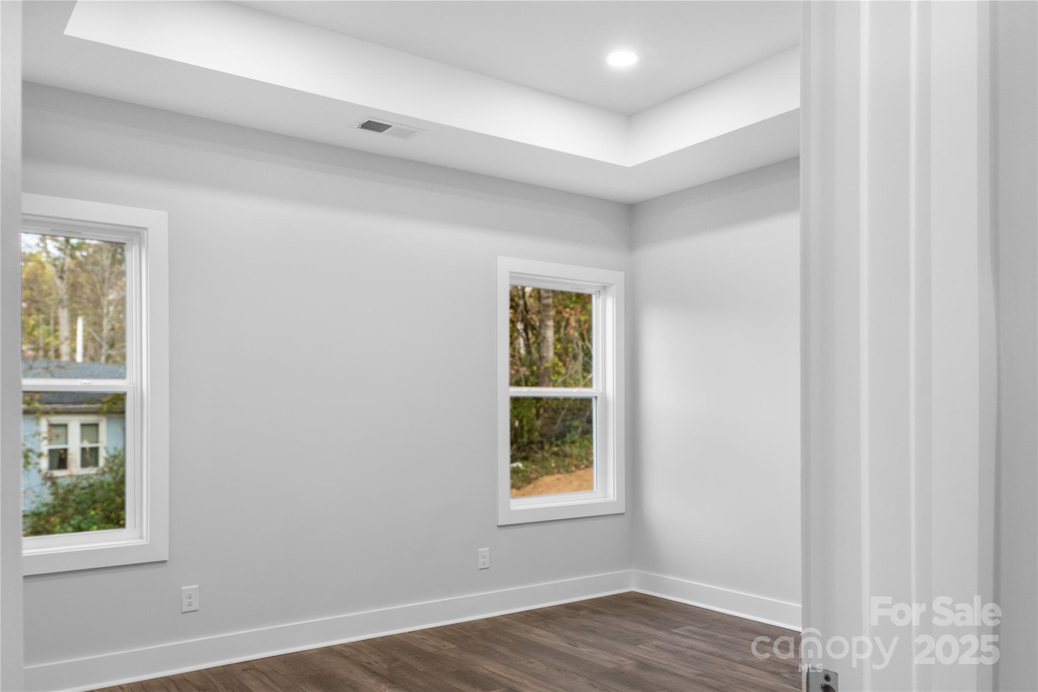 114 chapel crossing Lane Unit: 12