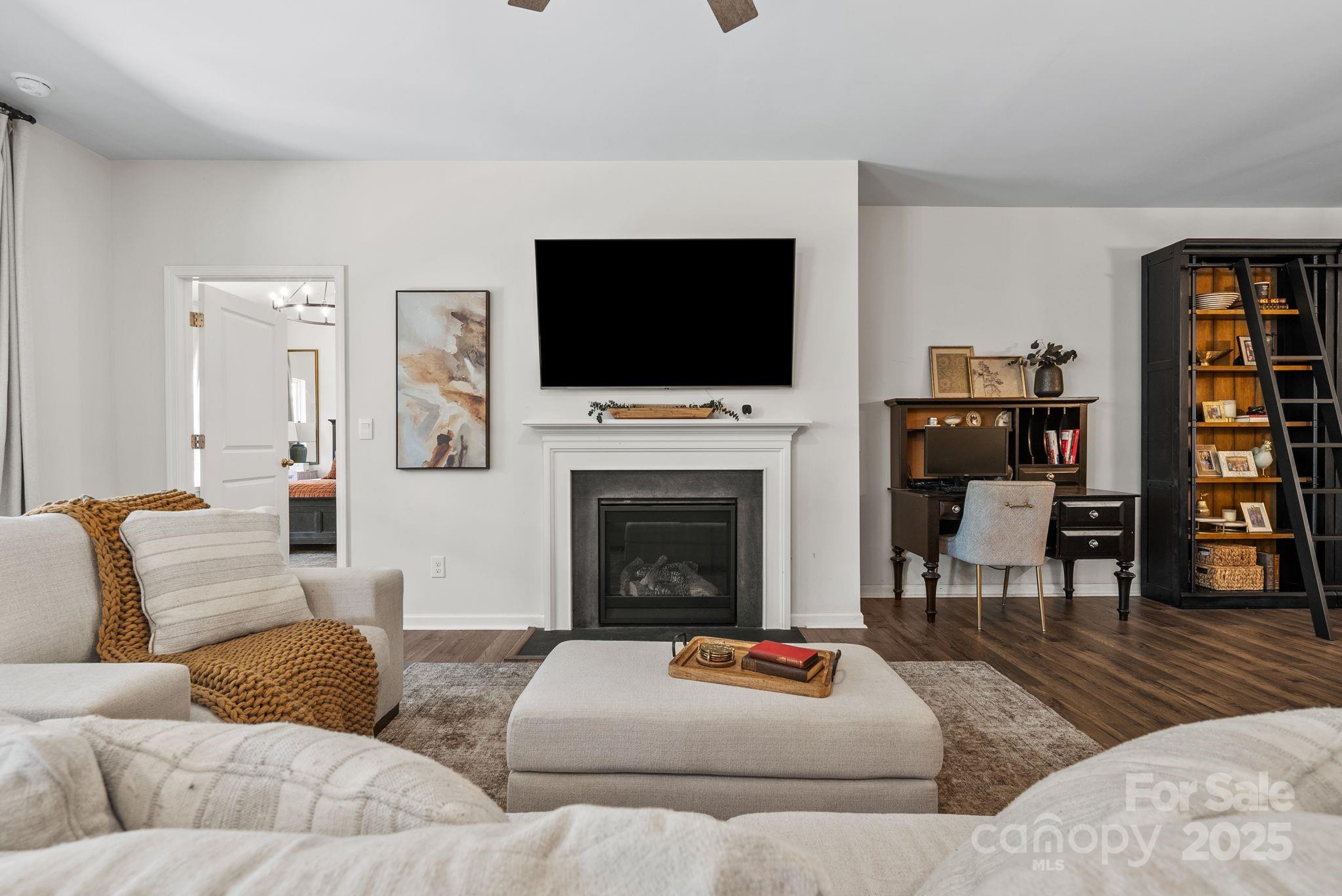299 Ridgeview Lane