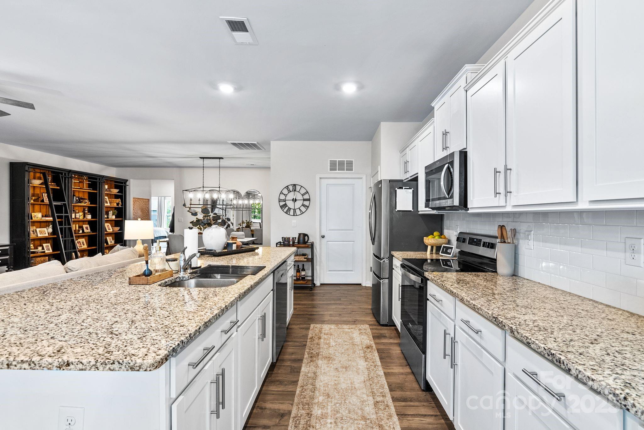 299 Ridgeview Lane