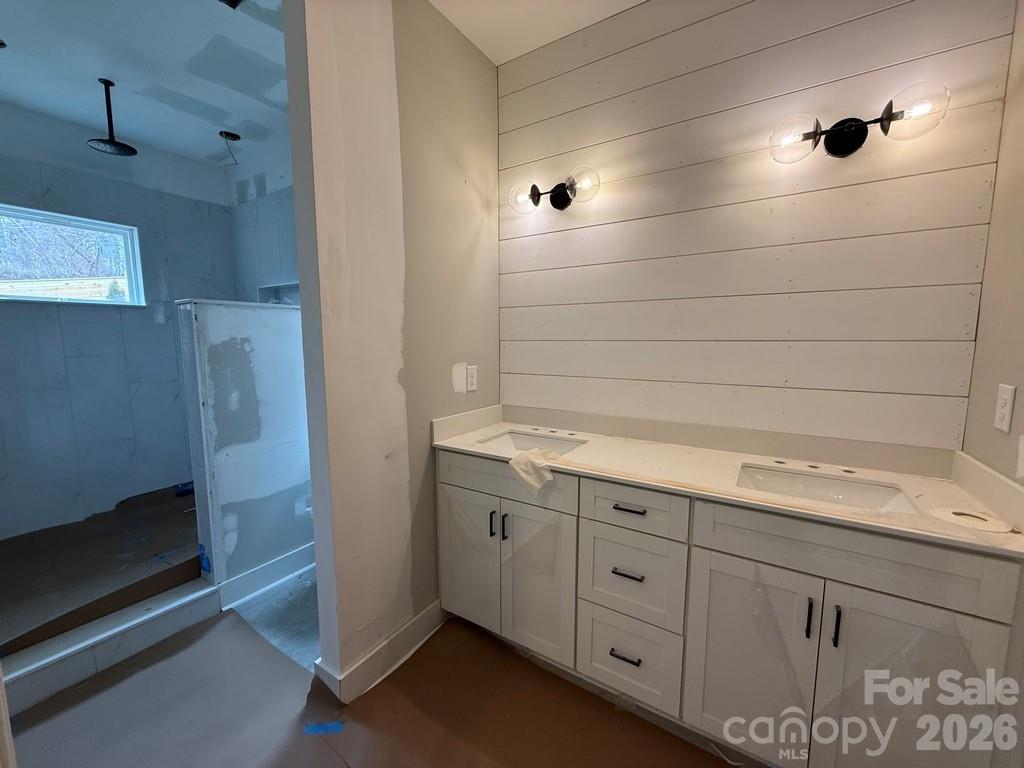 112 Chapel Crossing Lane Unit: 13