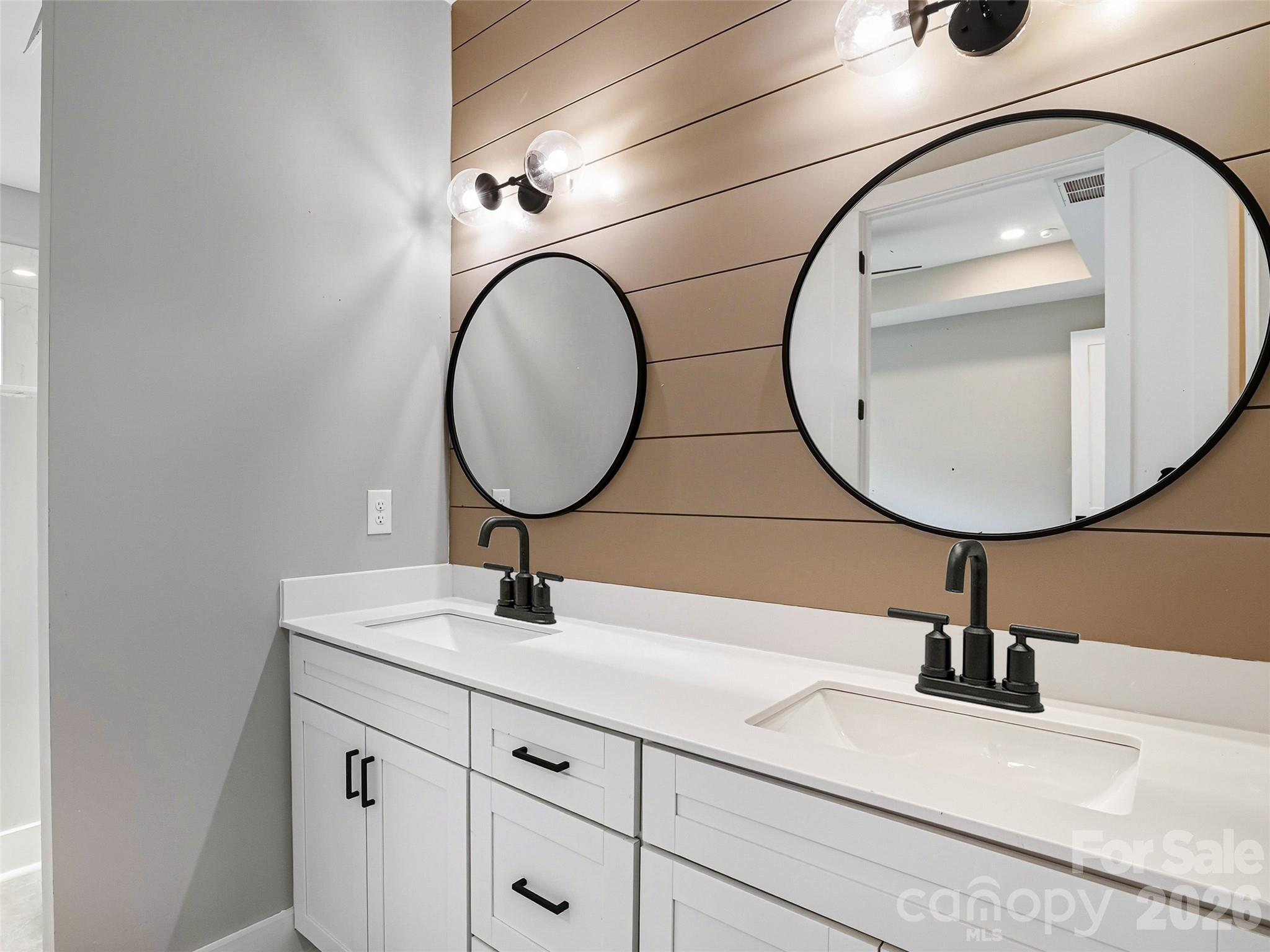 118 Chapel Crossing Lane Unit: 10