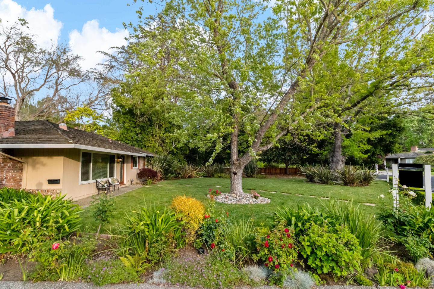 97 Snowden Avenue