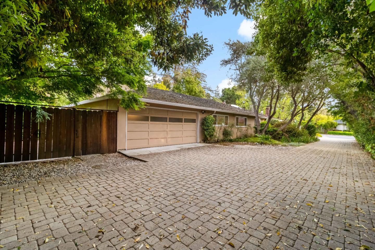 97 Snowden Avenue