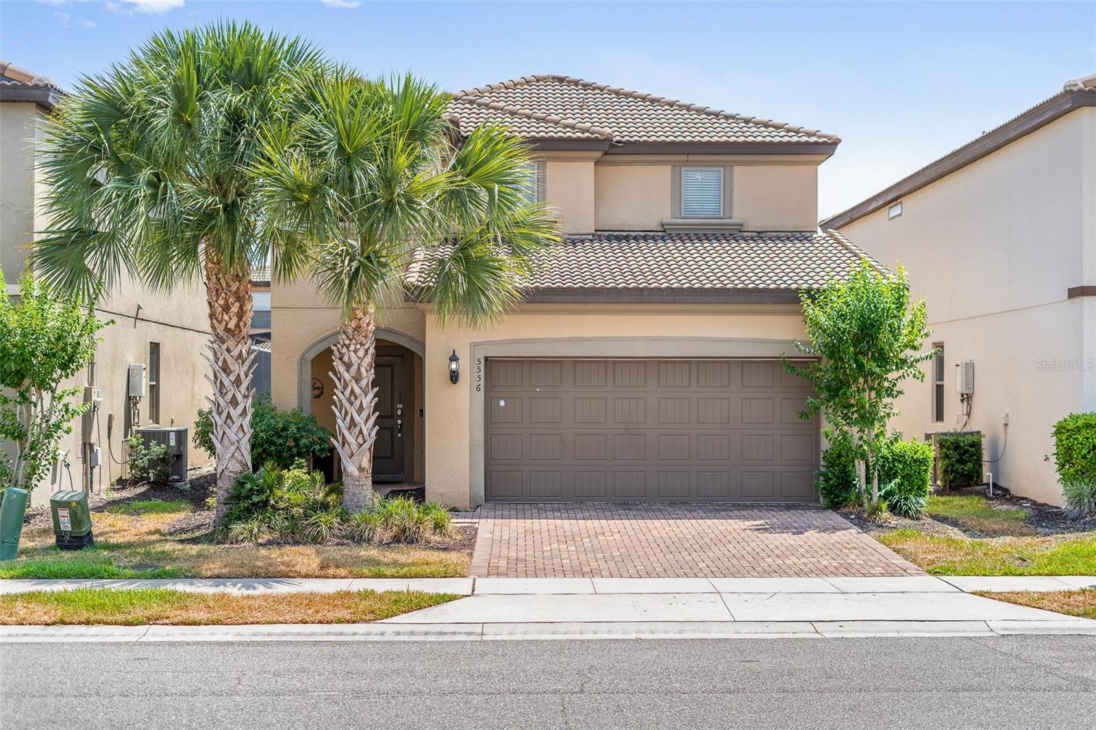 5556 MISTY OAK CIR