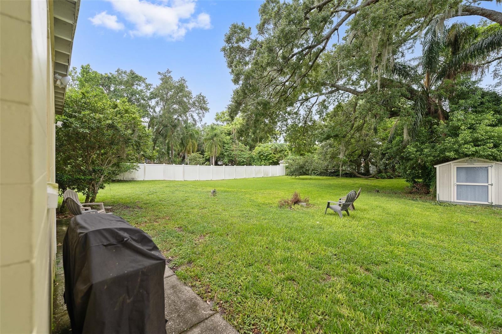 2305 HENDERSON DR