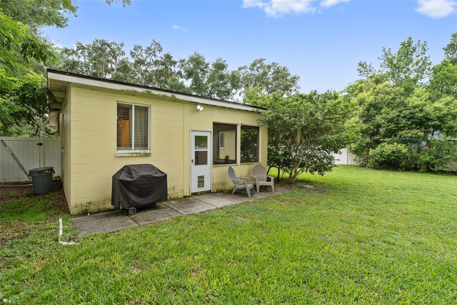 2305 HENDERSON DR