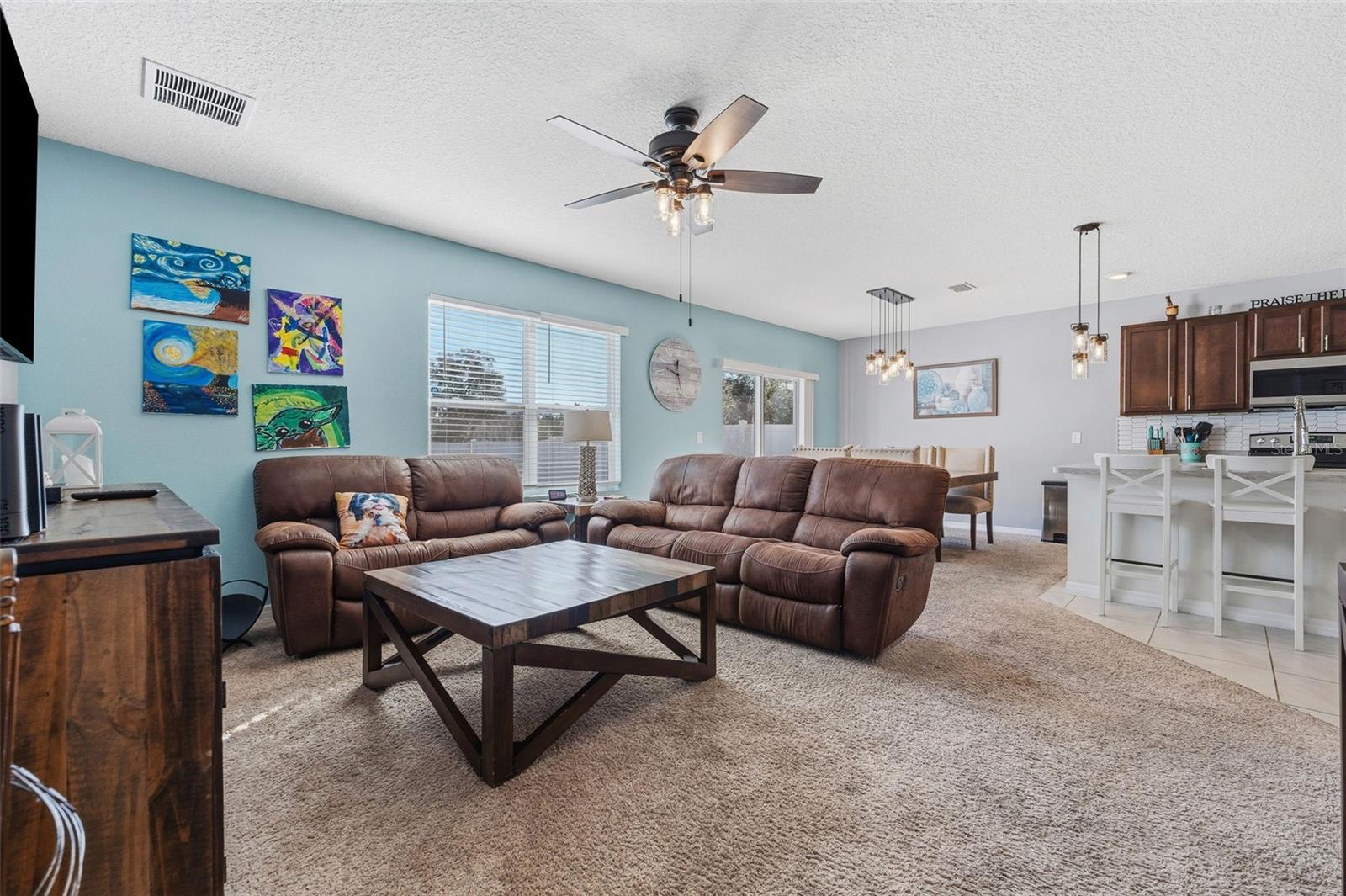 1526 WHITE HAWK WAY