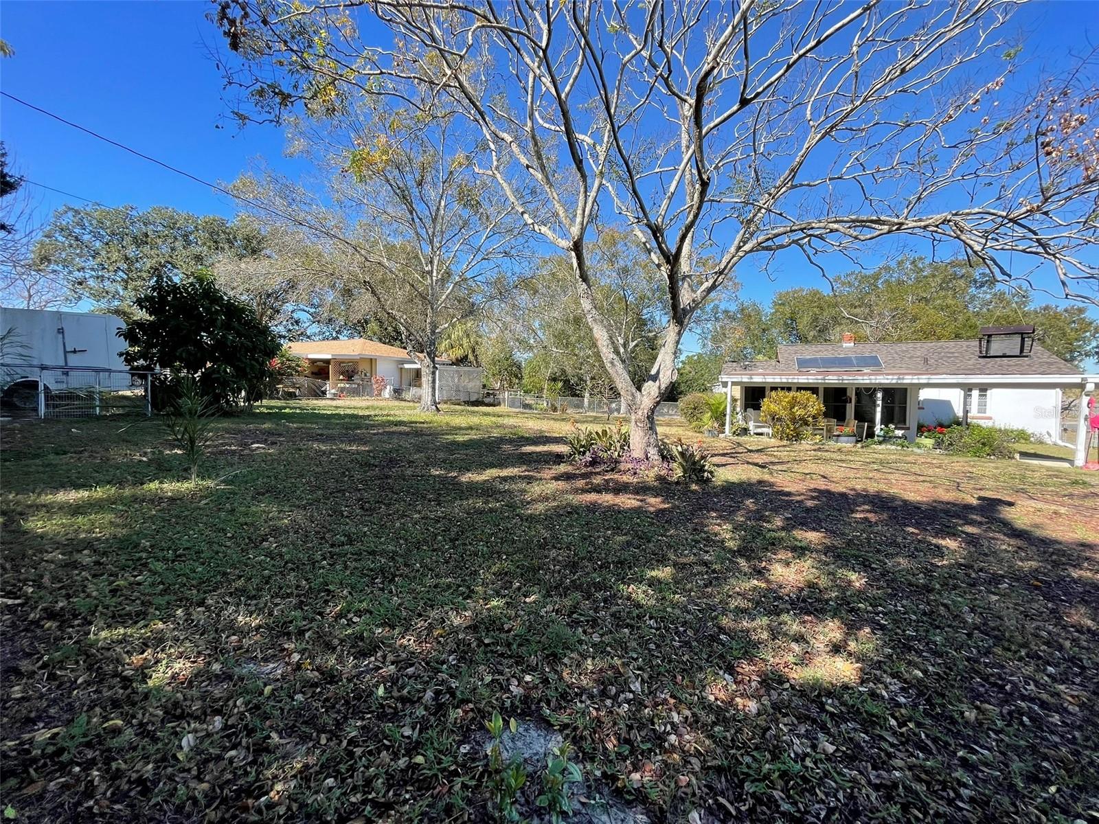 1240 DRUID CIR
