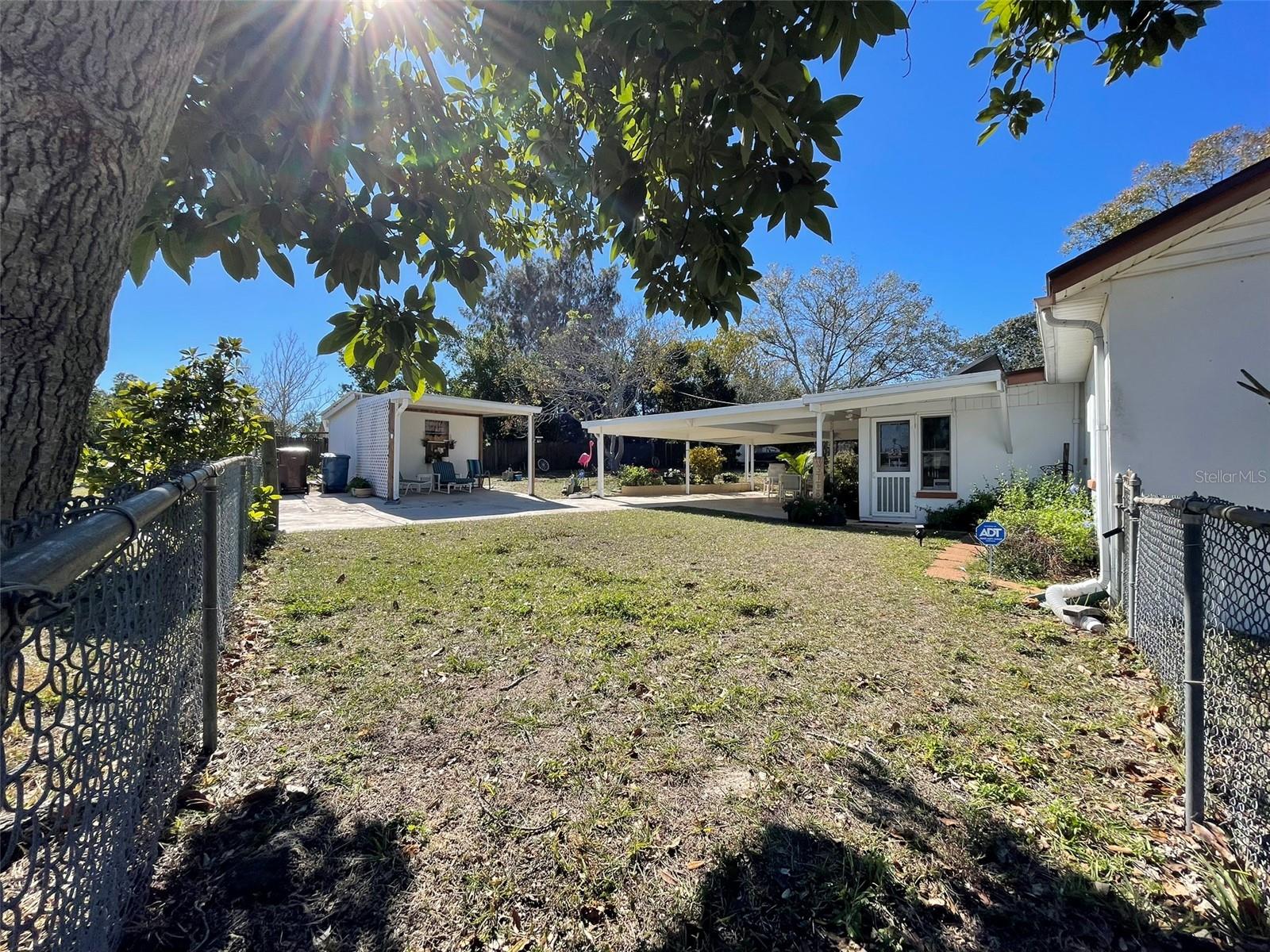 1240 DRUID CIR