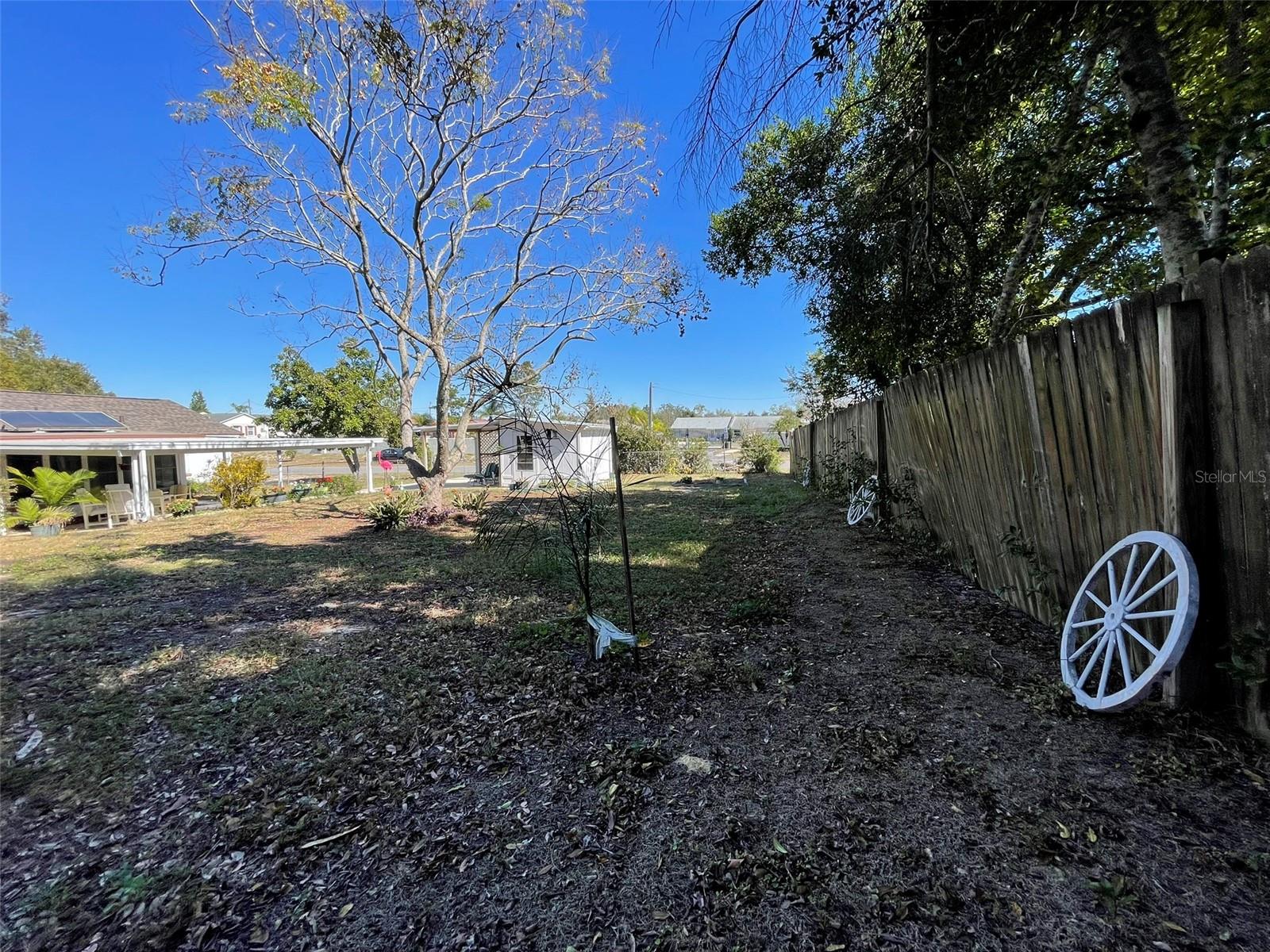 1240 DRUID CIR