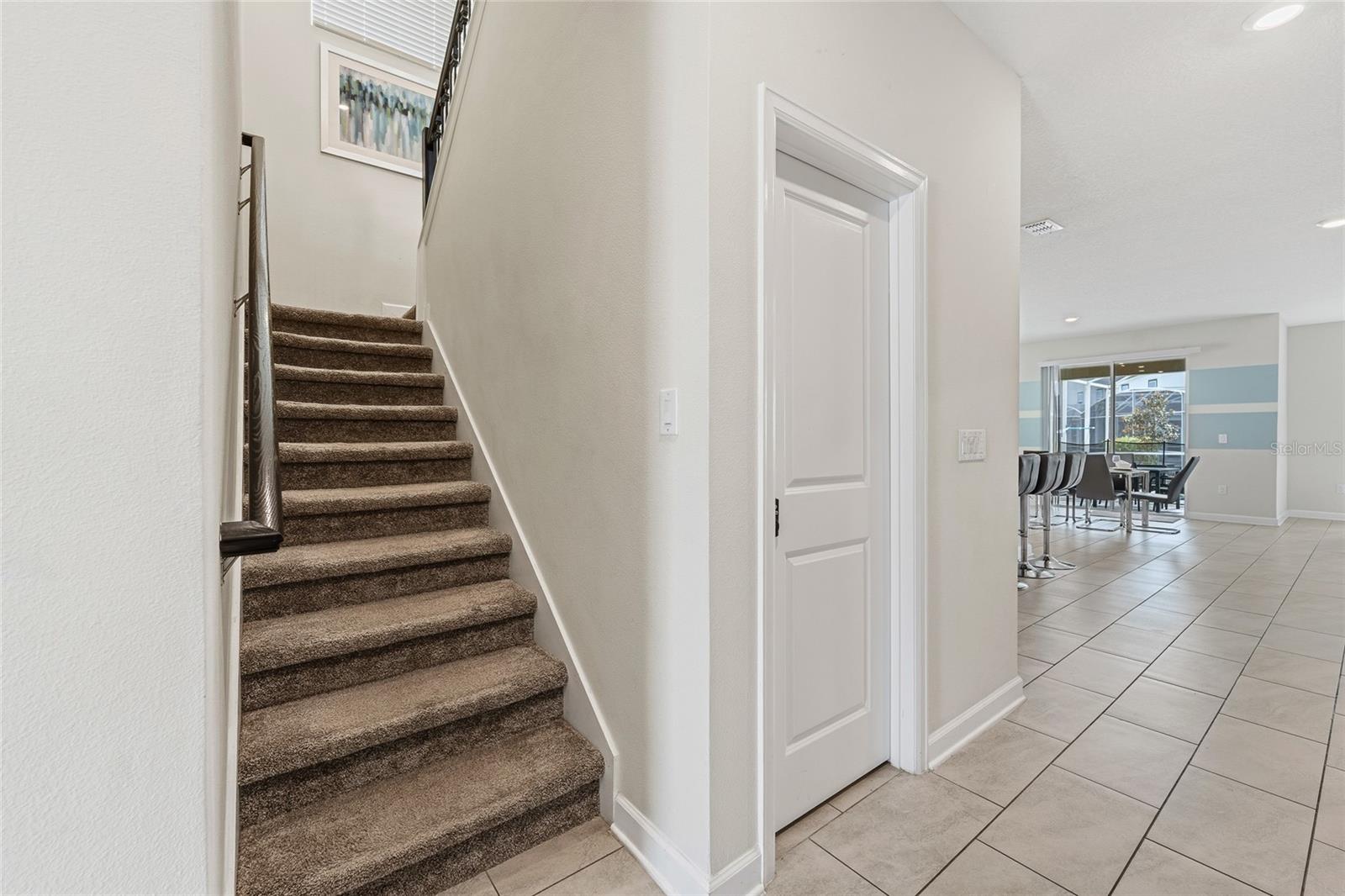 8986 CABOT CLIFFS DR