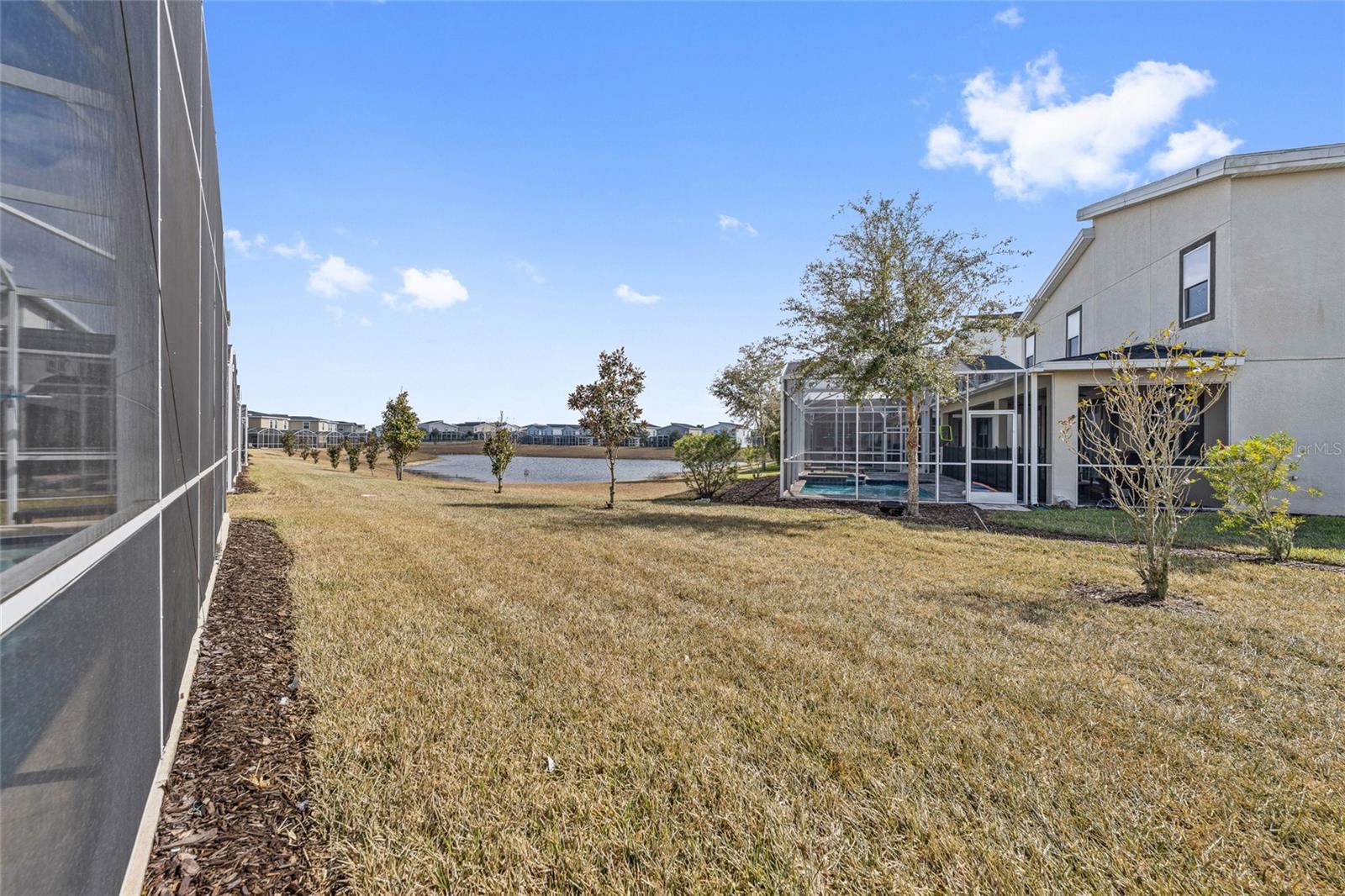 8986 CABOT CLIFFS DR