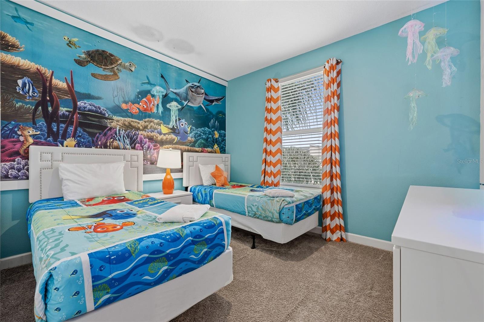 8986 CABOT CLIFFS DR