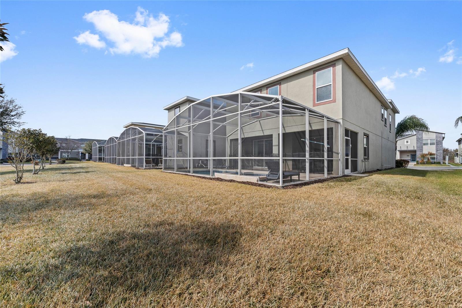 8986 CABOT CLIFFS DR