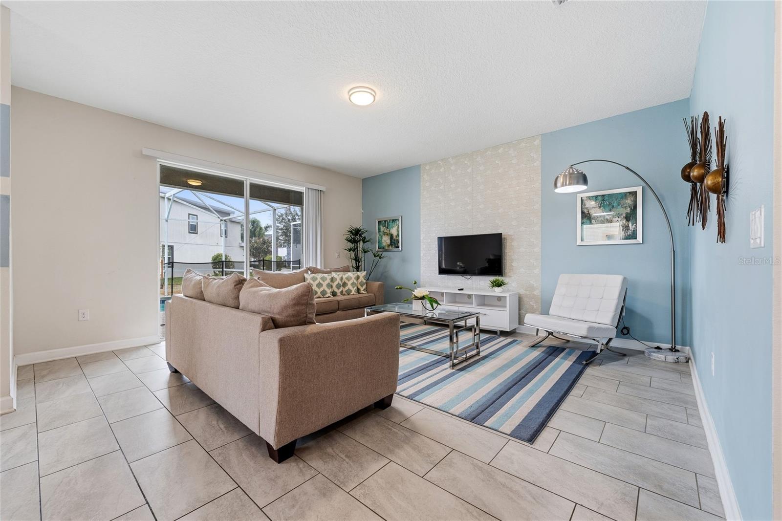 8986 CABOT CLIFFS DR